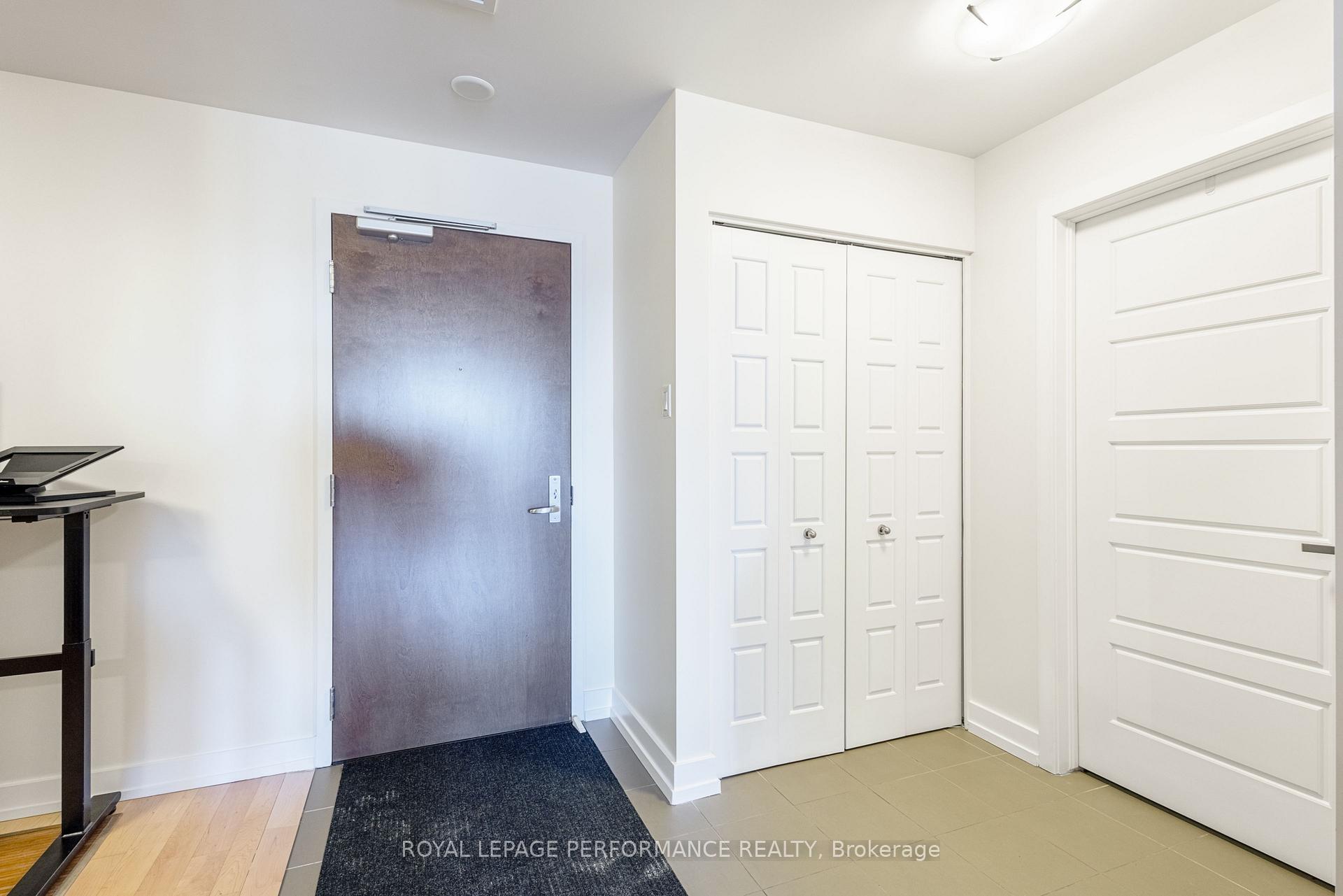 Photo 4 of Unit 1001, 330 Titan Private, Ottawa, Borden Farm/Stewart Farm/Carleton Heights/Parkwood Hills — HOMEH
