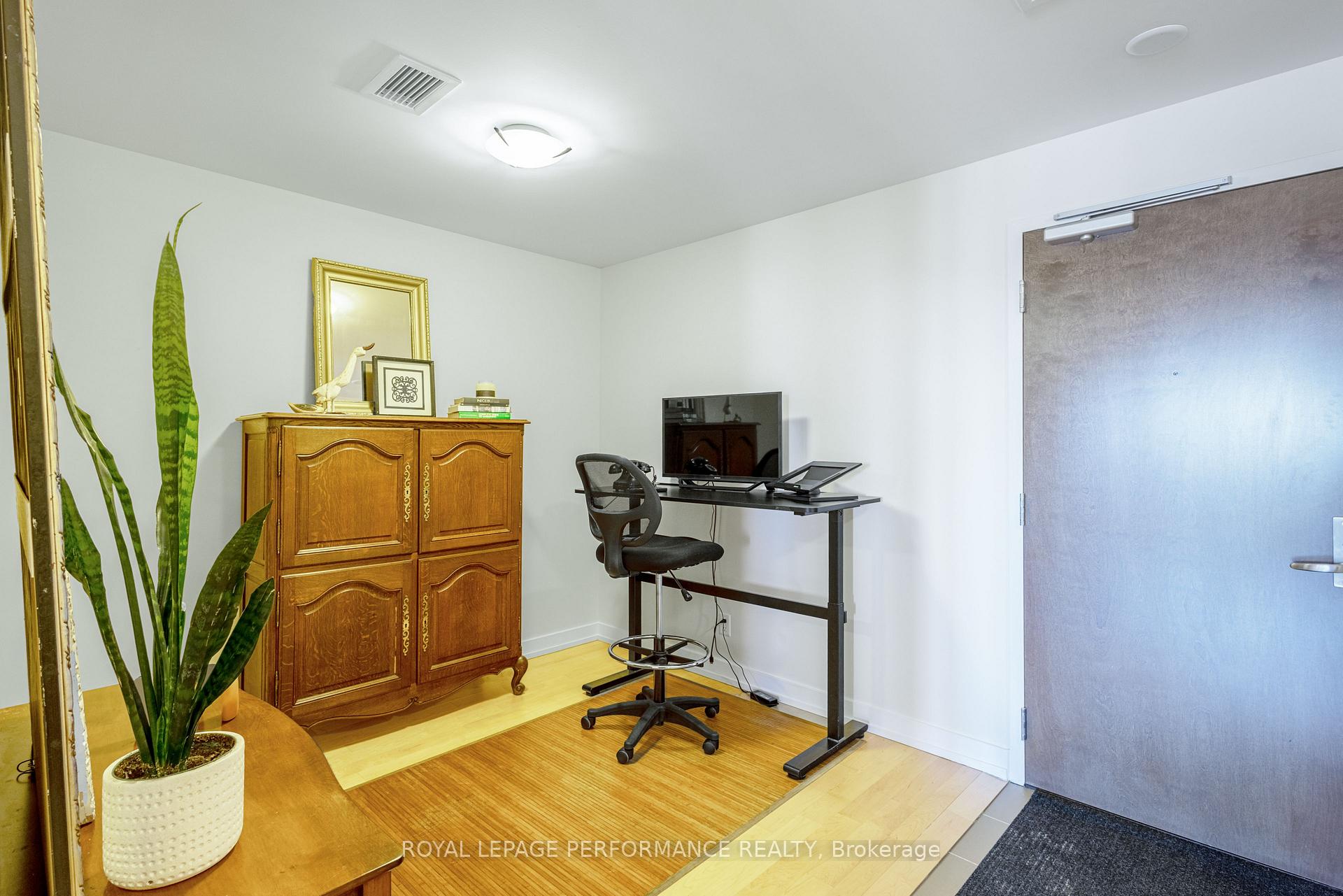 Photo 5 of Unit 1001, 330 Titan Private, Ottawa, Borden Farm/Stewart Farm/Carleton Heights/Parkwood Hills — HOMEH