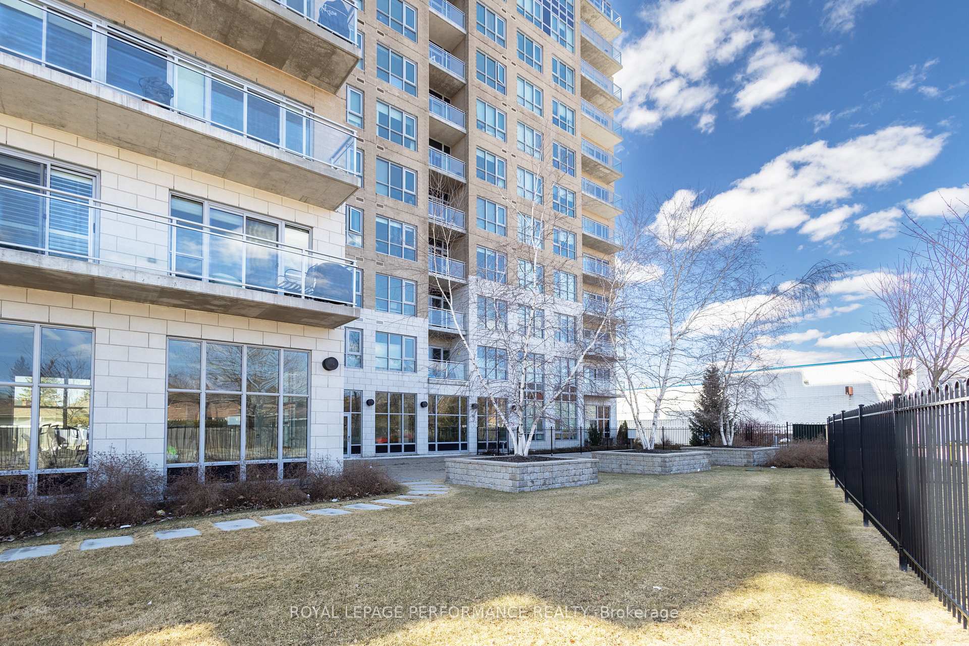 Photo 32 of Unit 1001, 330 Titan Private, Ottawa, Borden Farm/Stewart Farm/Carleton Heights/Parkwood Hills — HOMEH