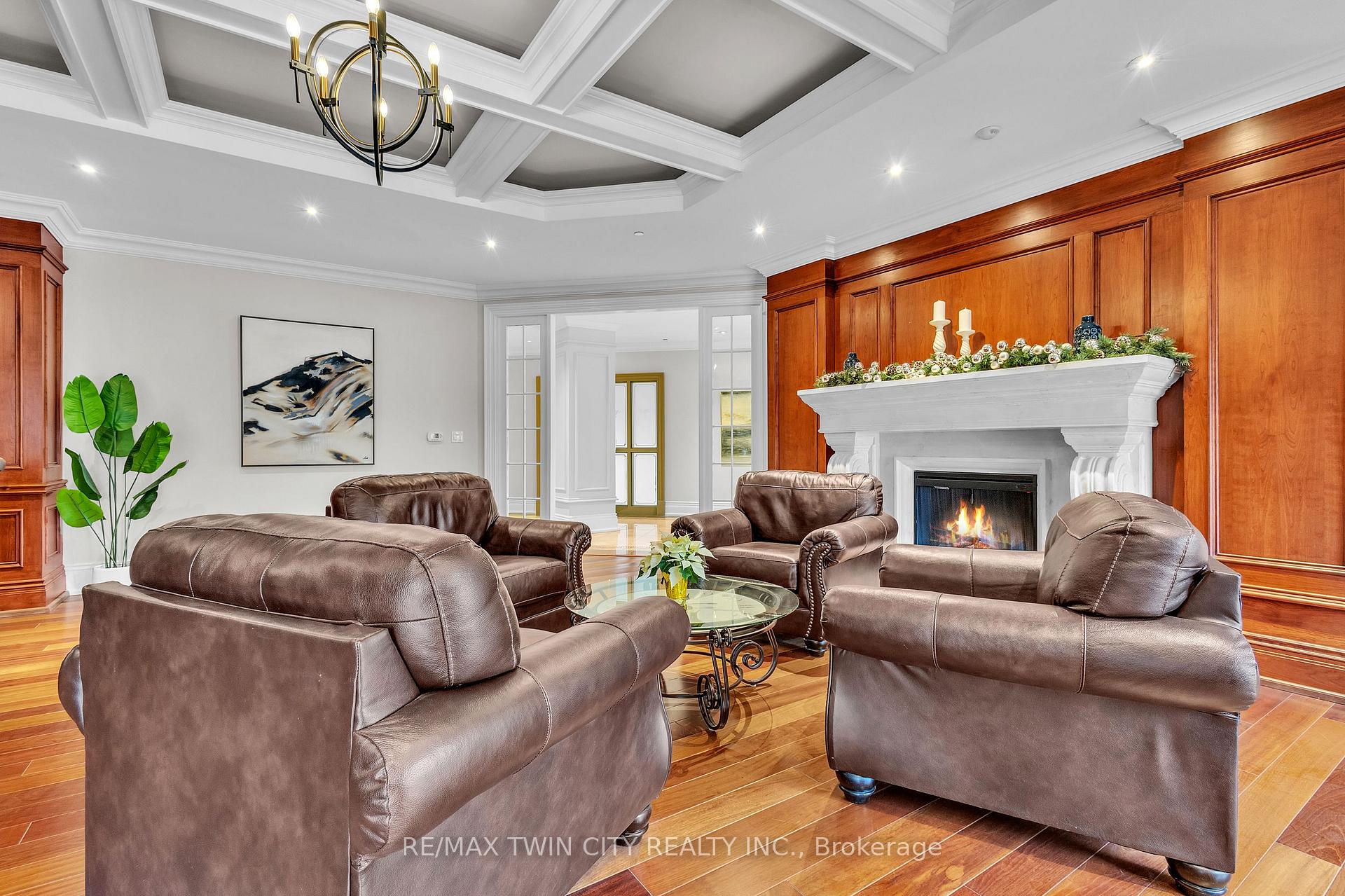 Photo 4 of Unit 502, 223 Erb Street W, Waterloo, Uptown West — HOMEH