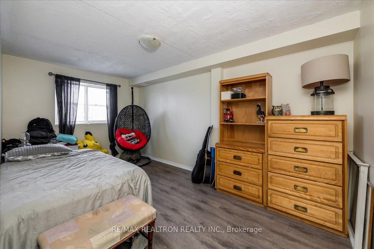 Photo 24 of 2 Sawmill Road, Barrie, Ardagh — HOMEH