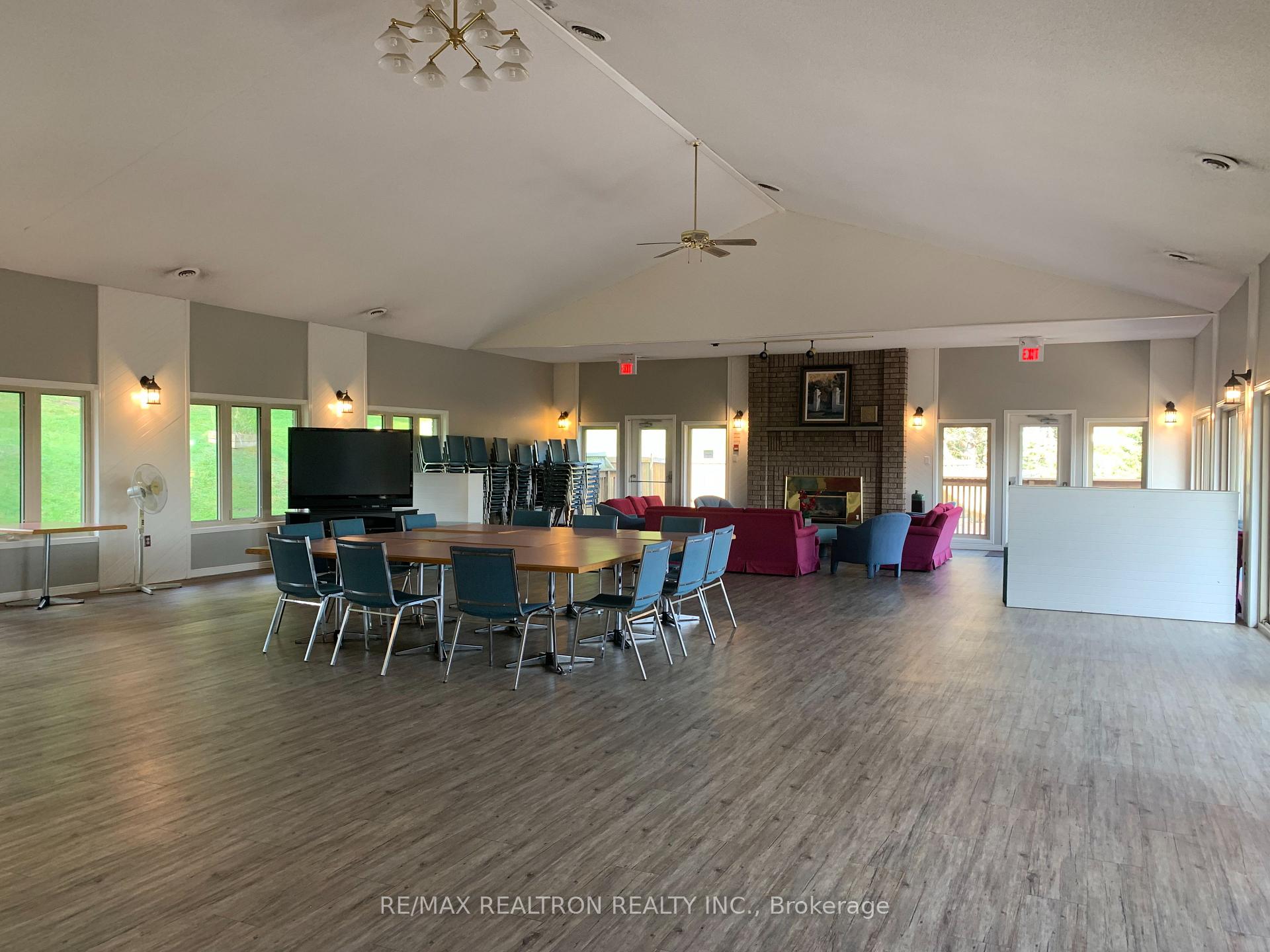 Photo 41 of 2 Sawmill Road, Barrie, Ardagh — HOMEH