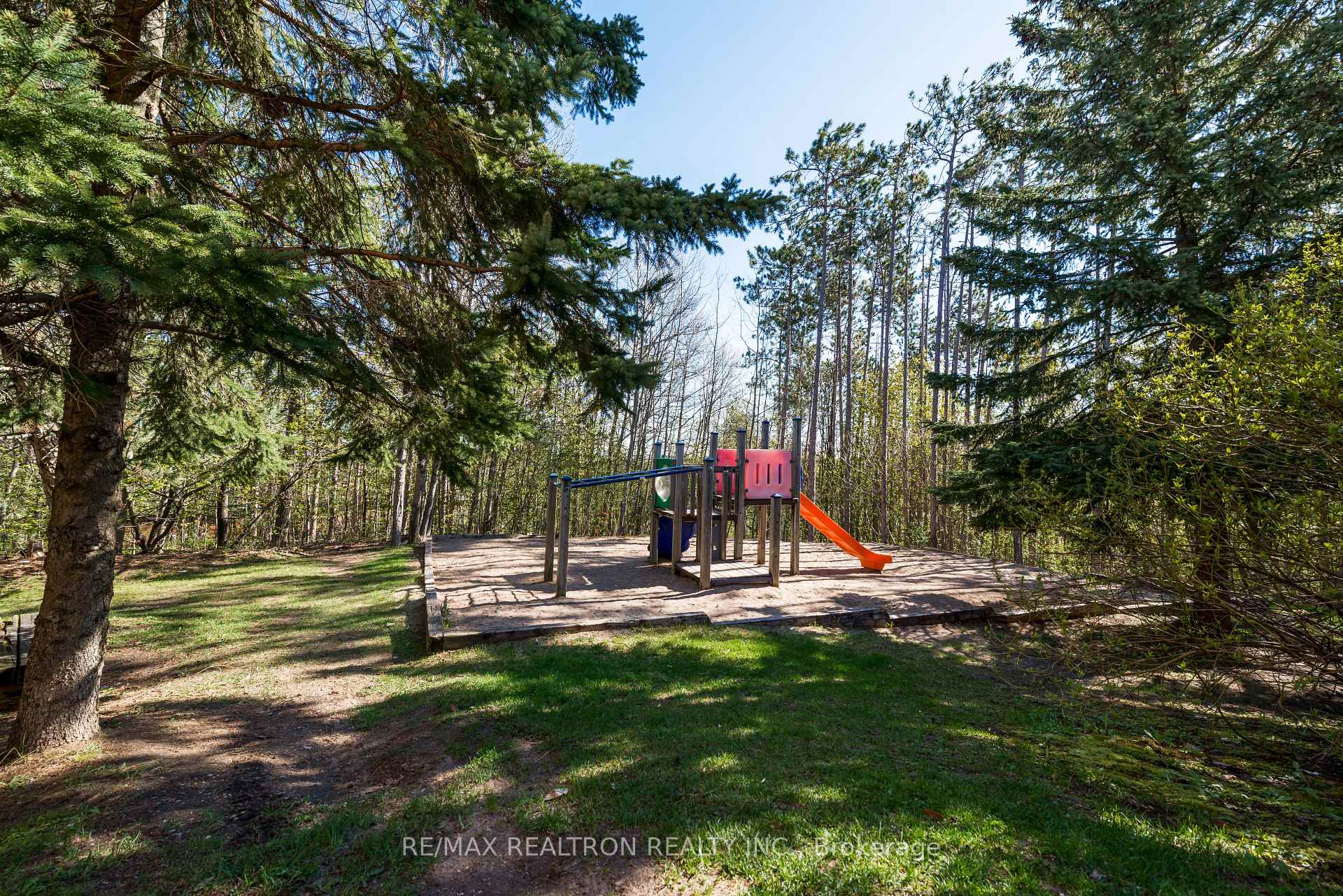 Photo 44 of 2 Sawmill Road, Barrie, Ardagh — HOMEH