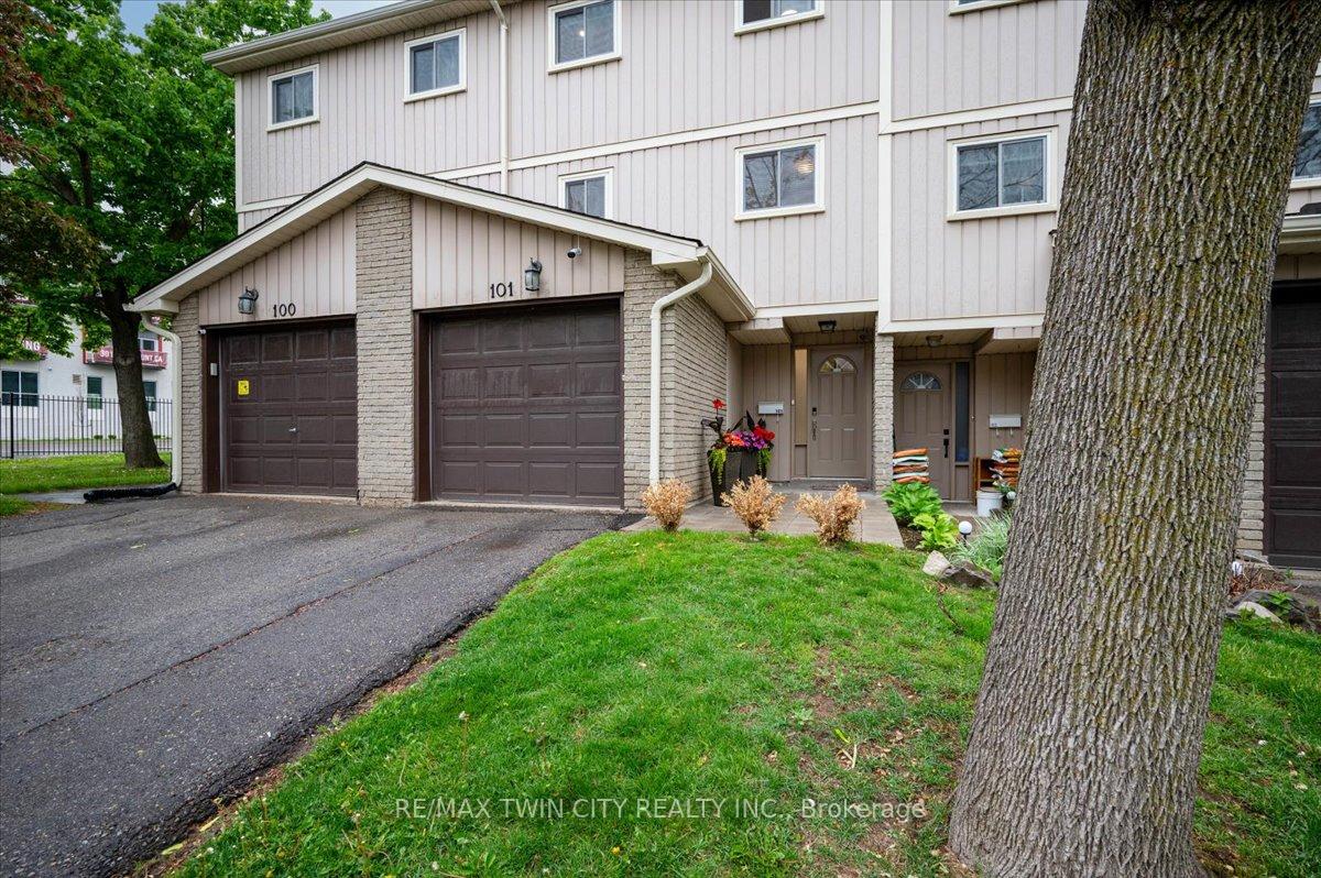 Photo 4 of Unit 101, 51 Paulander Drive, Kitchener — HOMEH