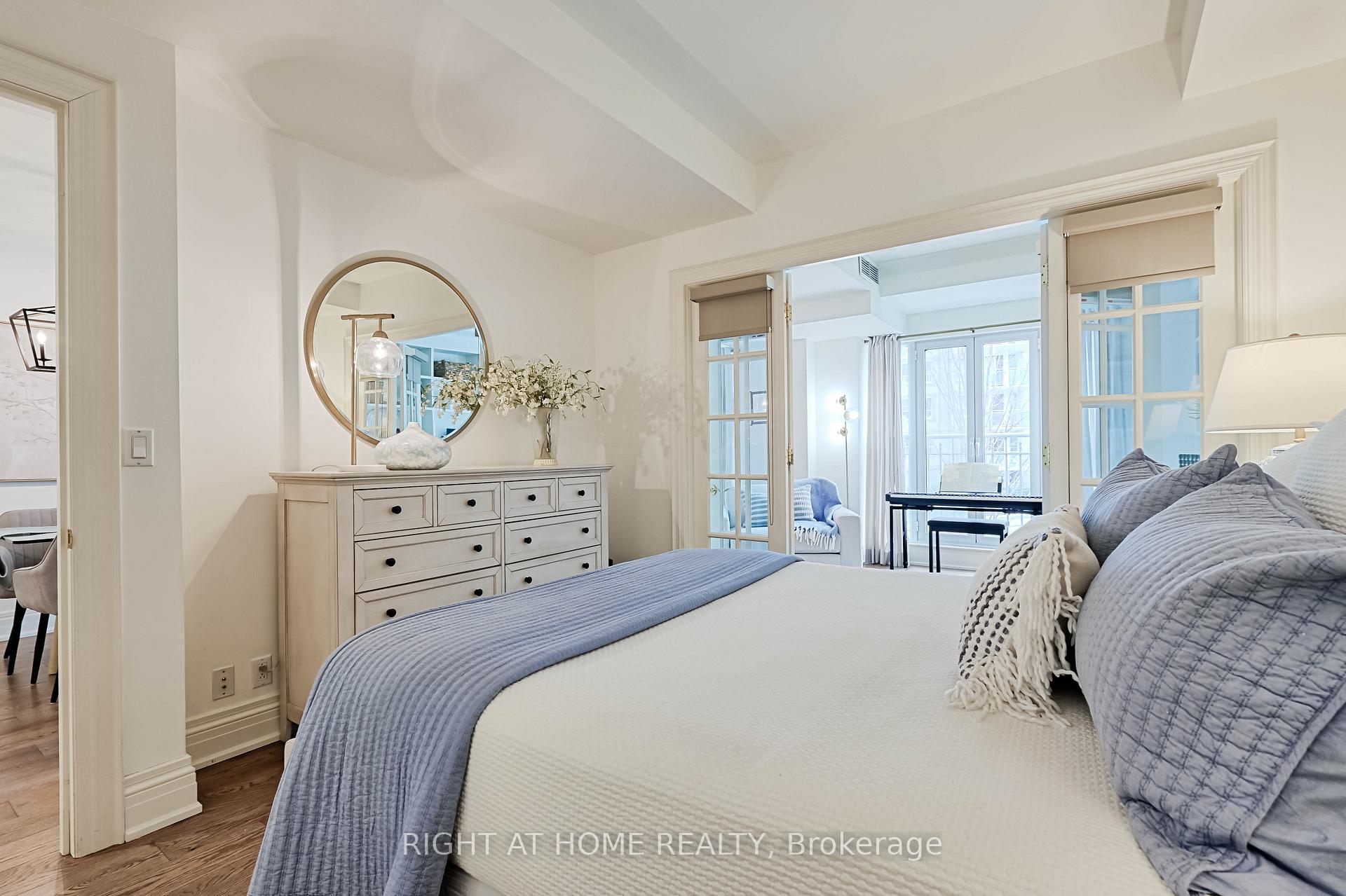 Photo 17 of Unit 209, 33 Delisle Avenue, Toronto, Yonge-St. Clair — HOMEH