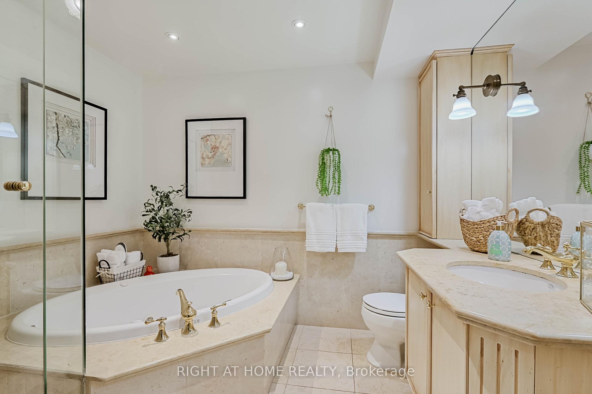 Photo 20 of Unit 209, 33 Delisle Avenue, Toronto, Yonge-St. Clair — HOMEH