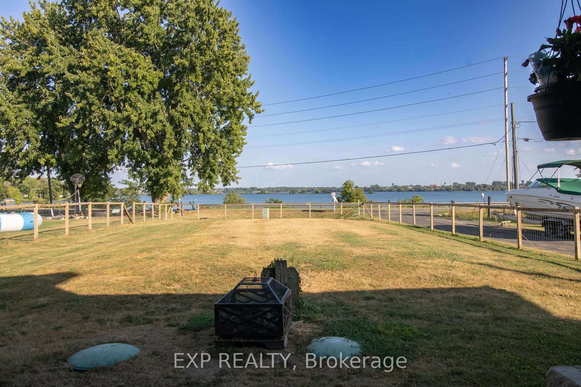 Photo 24 of 2406 County Rd 2, Edwardsburgh/Cardinal, Edwardsburgh/Cardinal Twp — HOMEH