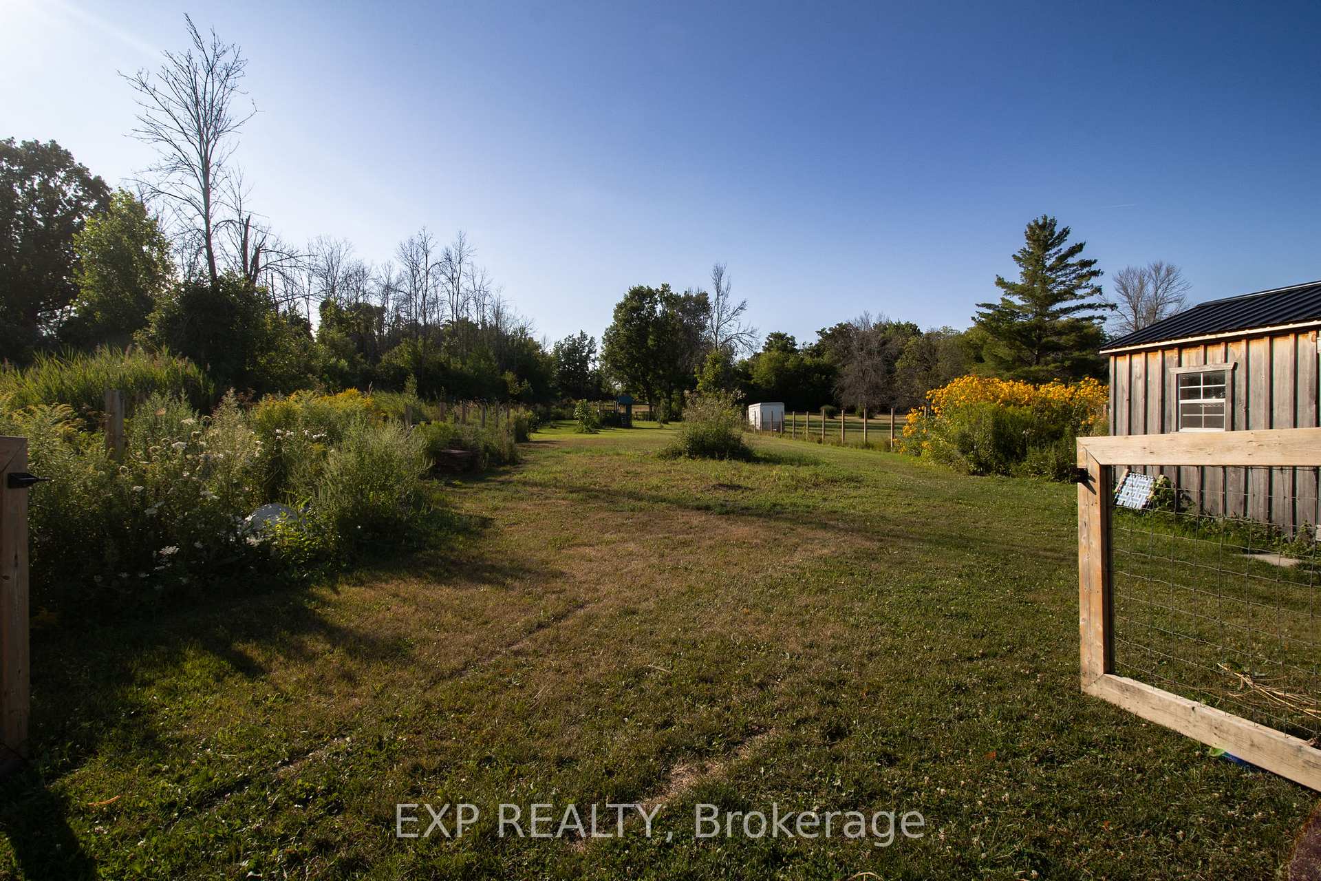 Photo 40 of 2406 County Rd 2, Edwardsburgh/Cardinal, Edwardsburgh/Cardinal Twp — HOMEH