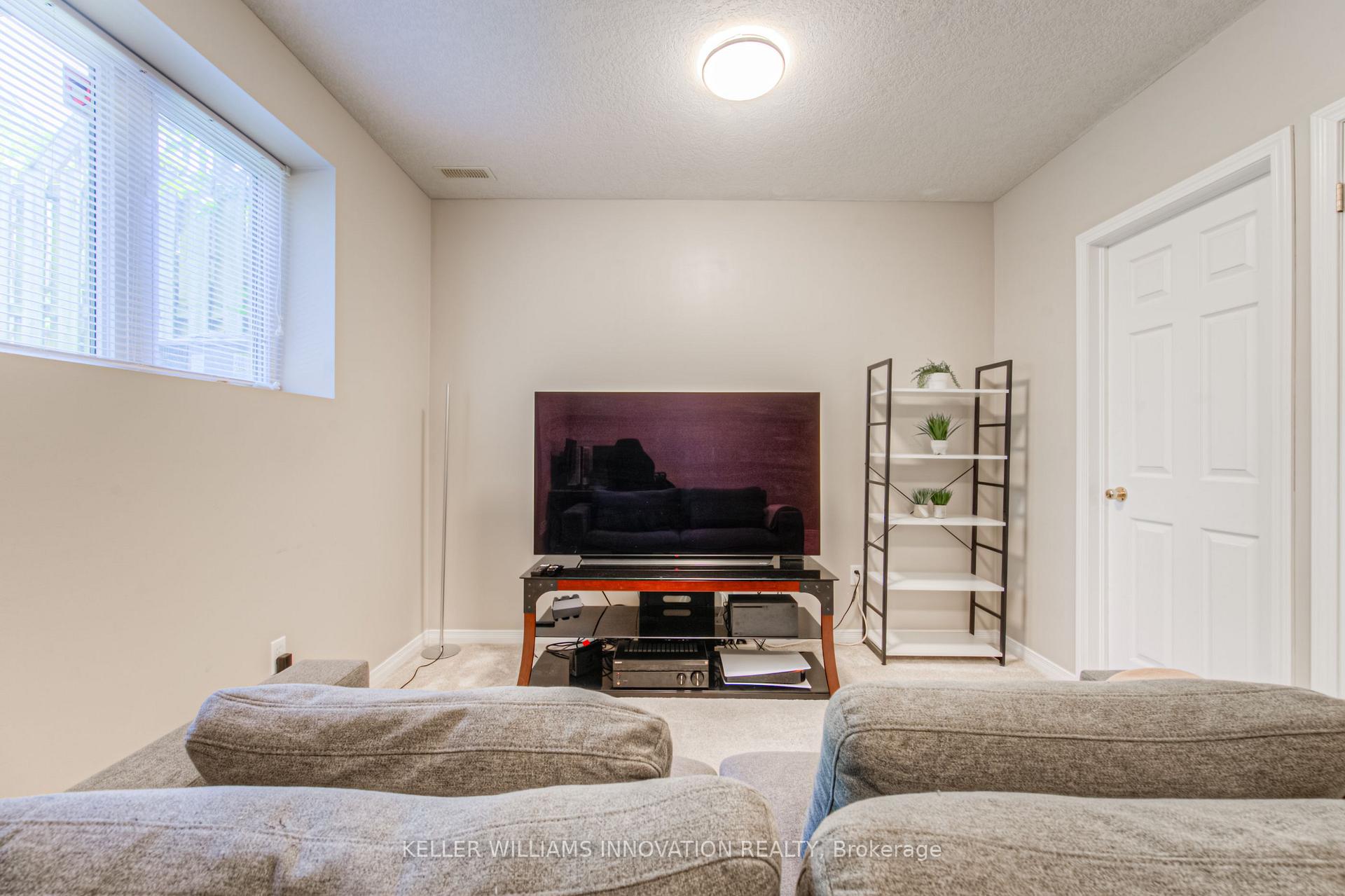 Photo 31 of Unit E32, 85 Bankside Drive, Kitchener — HOMEH