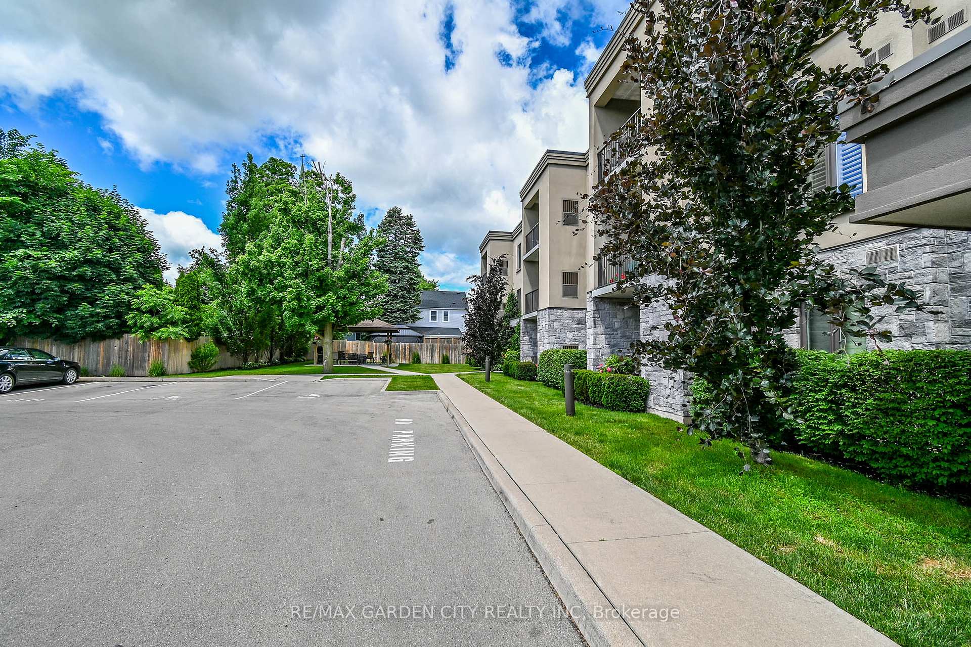 Photo 29 of Unit 208, 16 Sullivan Avenue, Thorold, Thorold Downtown — HOMEH