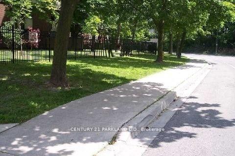 Photo 33 of Unit 1914, 1 Massey Square, Toronto, Crescent Town — HOMEH