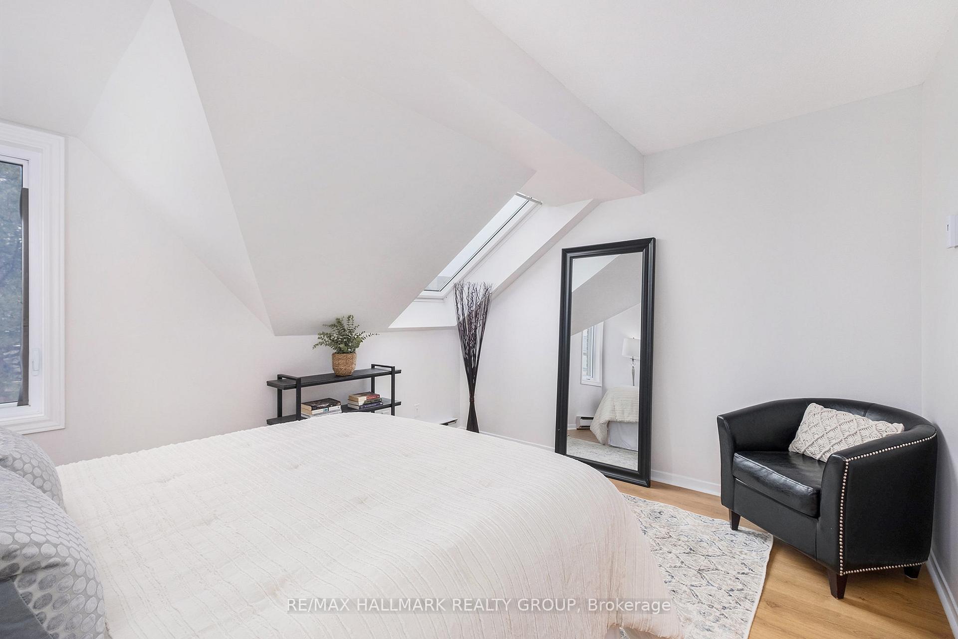 Photo 17 of Unit 15, 20 Charlevoix Street, Ottawa, Vanier — HOMEH