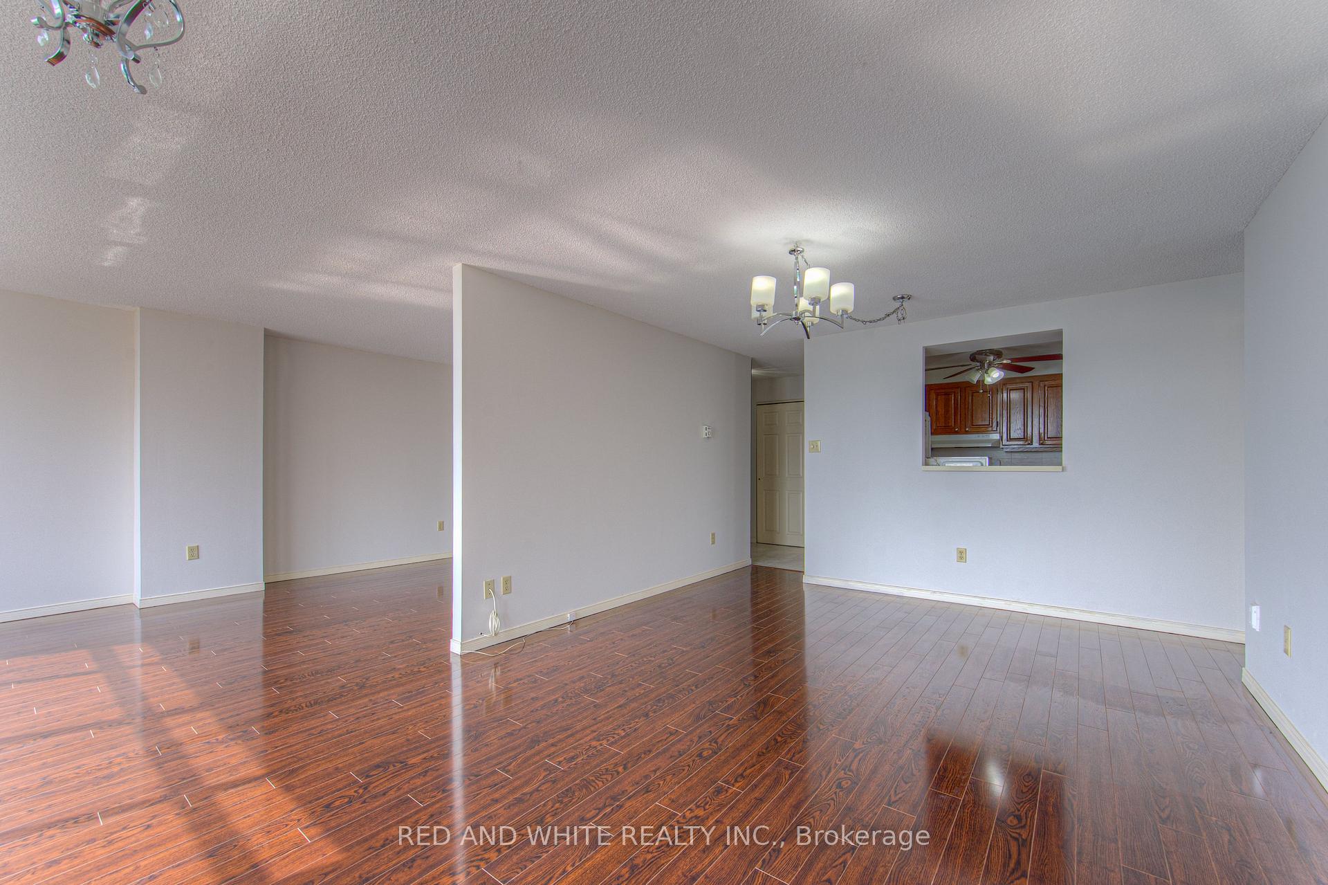 Photo 13 of Unit 1209, 1414 King Street E, Kitchener — HOMEH