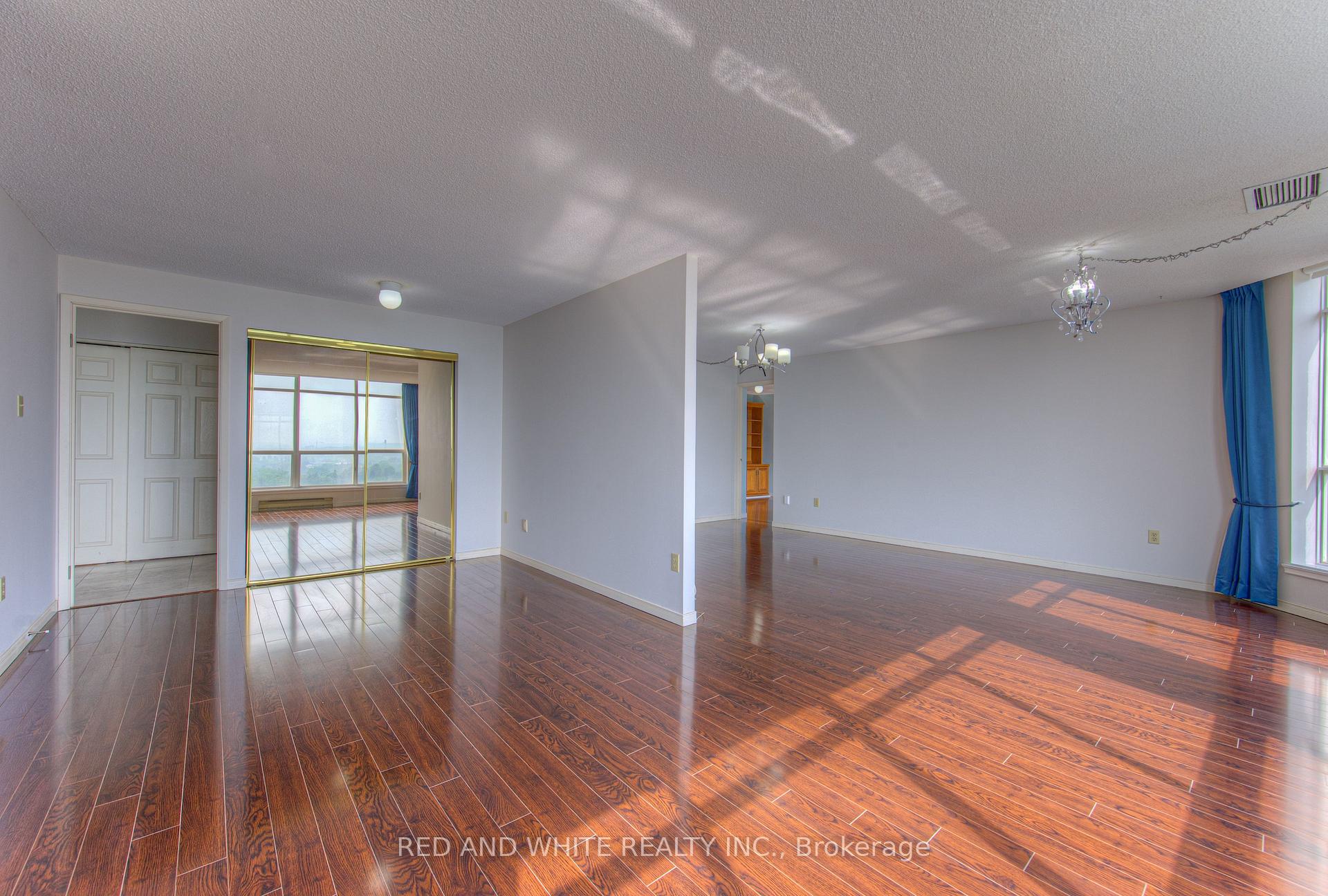 Photo 15 of Unit 1209, 1414 King Street E, Kitchener — HOMEH