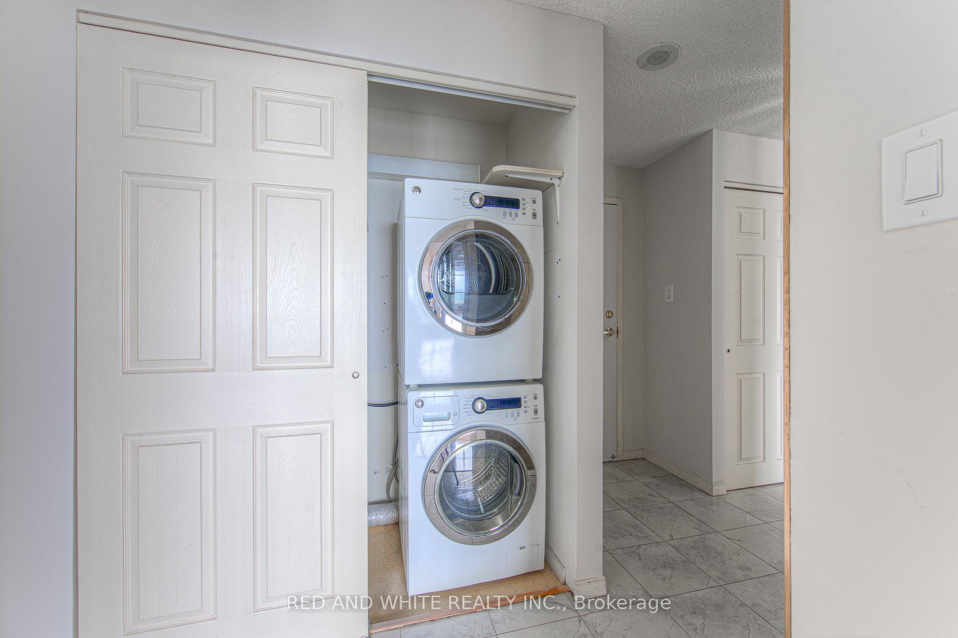 Photo 18 of Unit 1209, 1414 King Street E, Kitchener — HOMEH