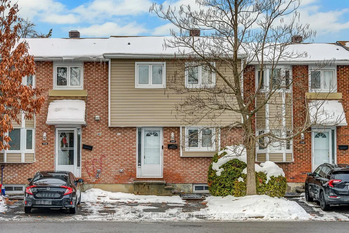 Photo 1 of Unit C, 1742 Lamoureux Drive, Ottawa, Queenswood Heights South — HOMEH