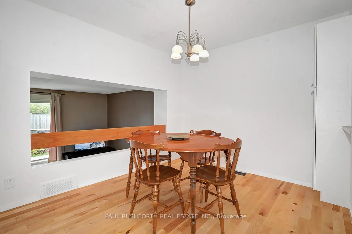 Photo 7 of Unit C, 1742 Lamoureux Drive, Ottawa, Queenswood Heights South — HOMEH