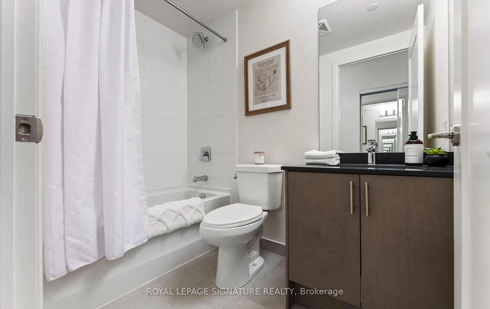 Photo 21 of Unit 1922, 8960 Jane Street, Vaughan, Vellore Village — HOMEH