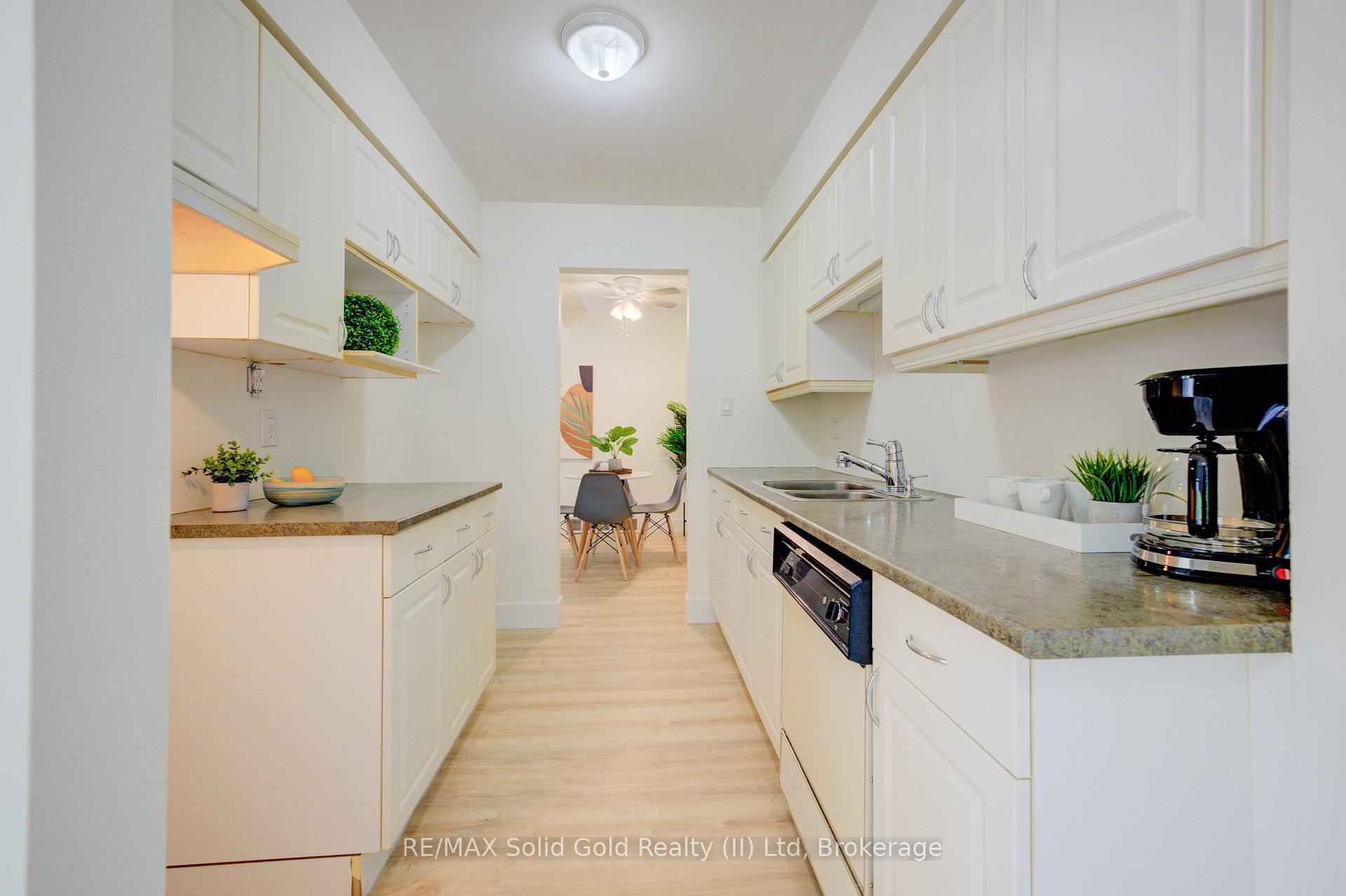 Photo 11 of Unit 3, 524 Beechwood Drive, Waterloo — HOMEH