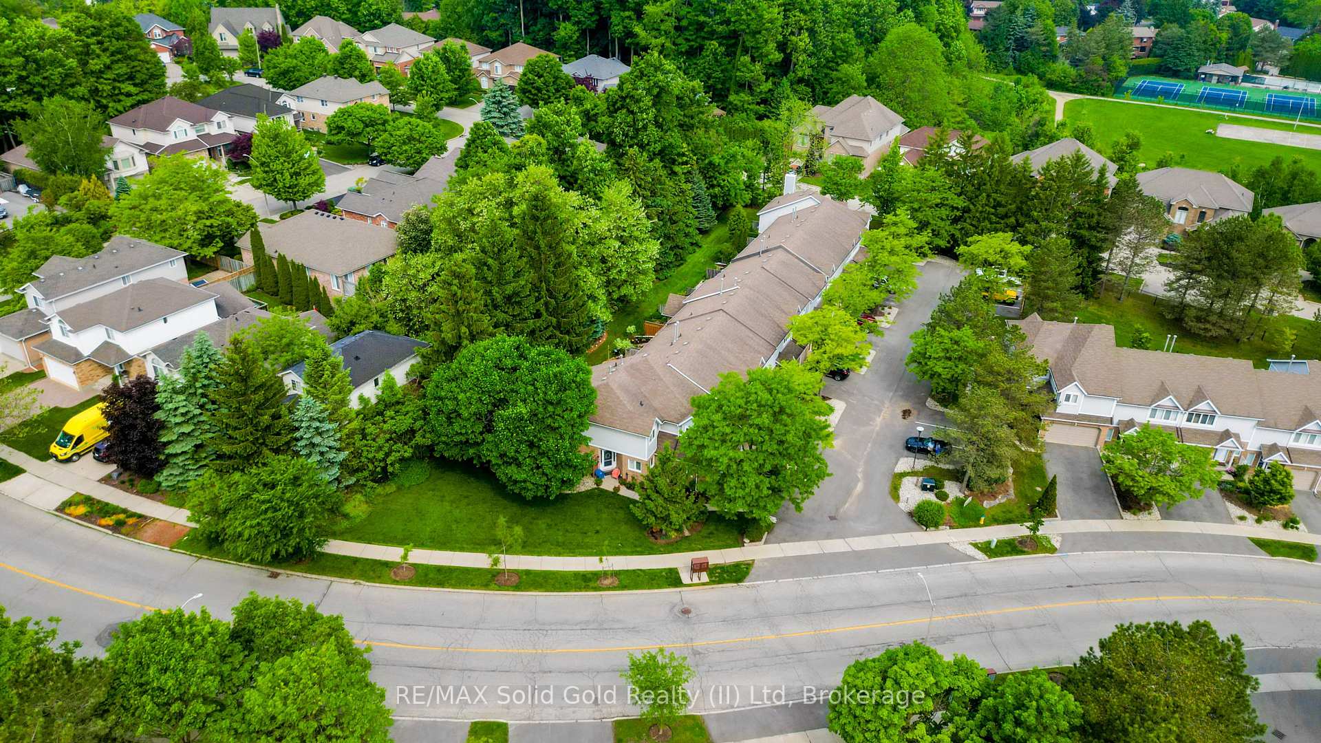 Photo 33 of Unit 3, 524 Beechwood Drive, Waterloo — HOMEH