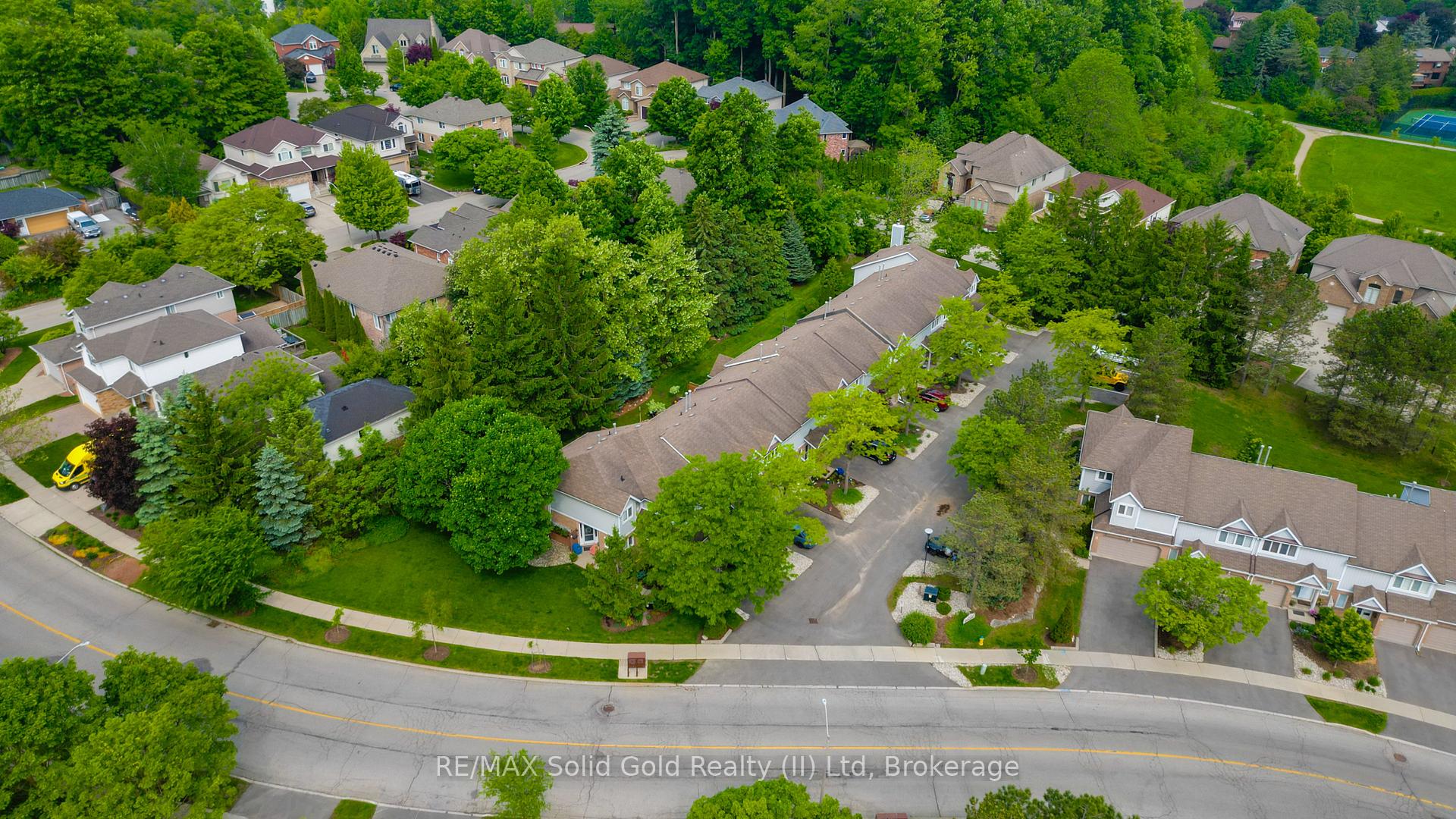 Photo 34 of Unit 3, 524 Beechwood Drive, Waterloo — HOMEH