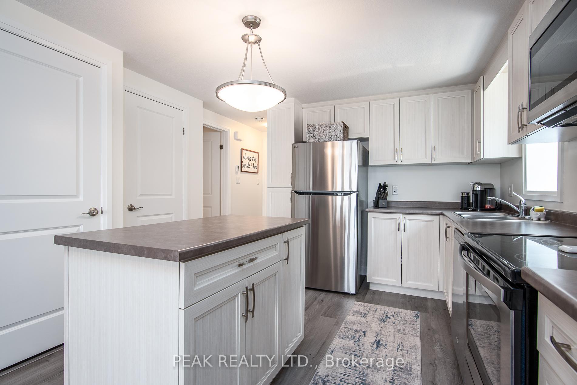 Photo 10 of Unit 28F, 1989 Ottawa Street S, Kitchener — HOMEH
