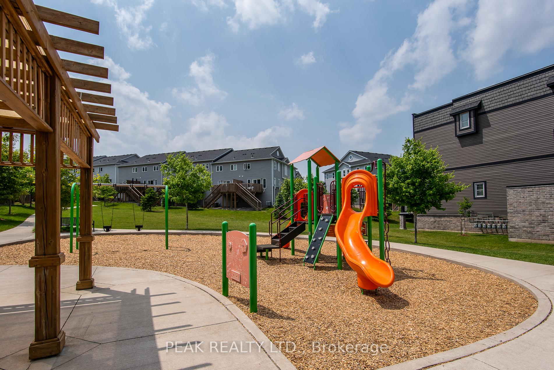 Photo 21 of Unit 28F, 1989 Ottawa Street S, Kitchener — HOMEH