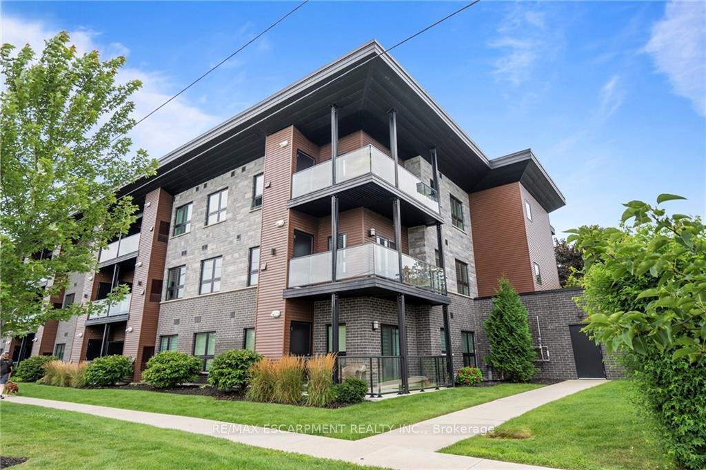 Photo 1 of Unit 312, 212 Lakeport Road, St. Catharines, Lakeport — HOMEH