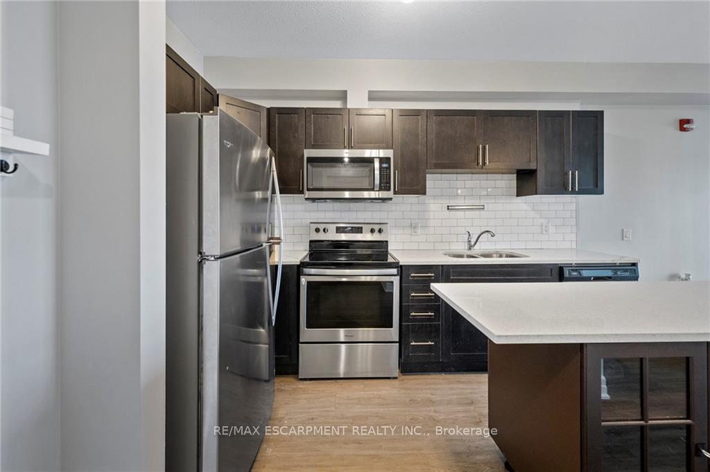 Photo 9 of Unit 312, 212 Lakeport Road, St. Catharines, Lakeport — HOMEH