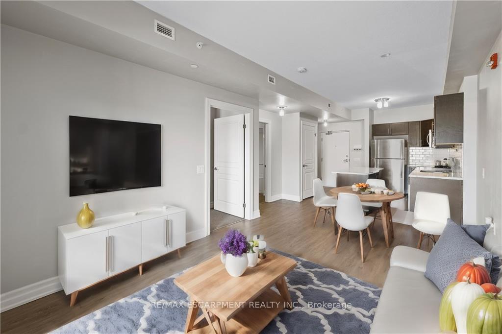 Photo 13 of Unit 312, 212 Lakeport Road, St. Catharines, Lakeport — HOMEH