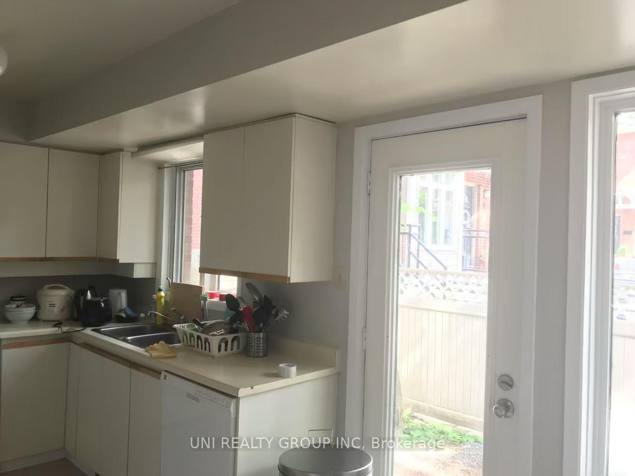 Photo 4 of 68 Greenfield Avenue, Ottawa, Ottawa East — HOMEH