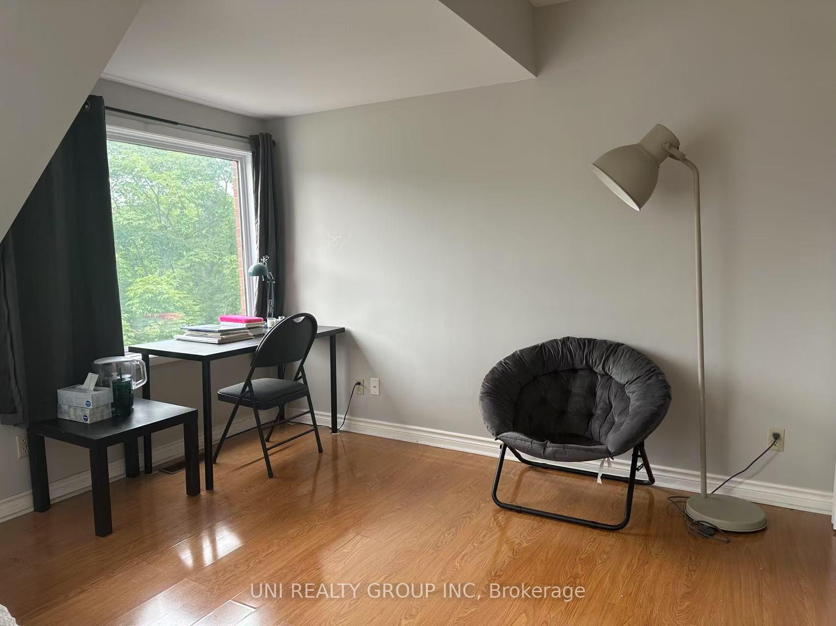 Photo 9 of 68 Greenfield Avenue, Ottawa, Ottawa East — HOMEH