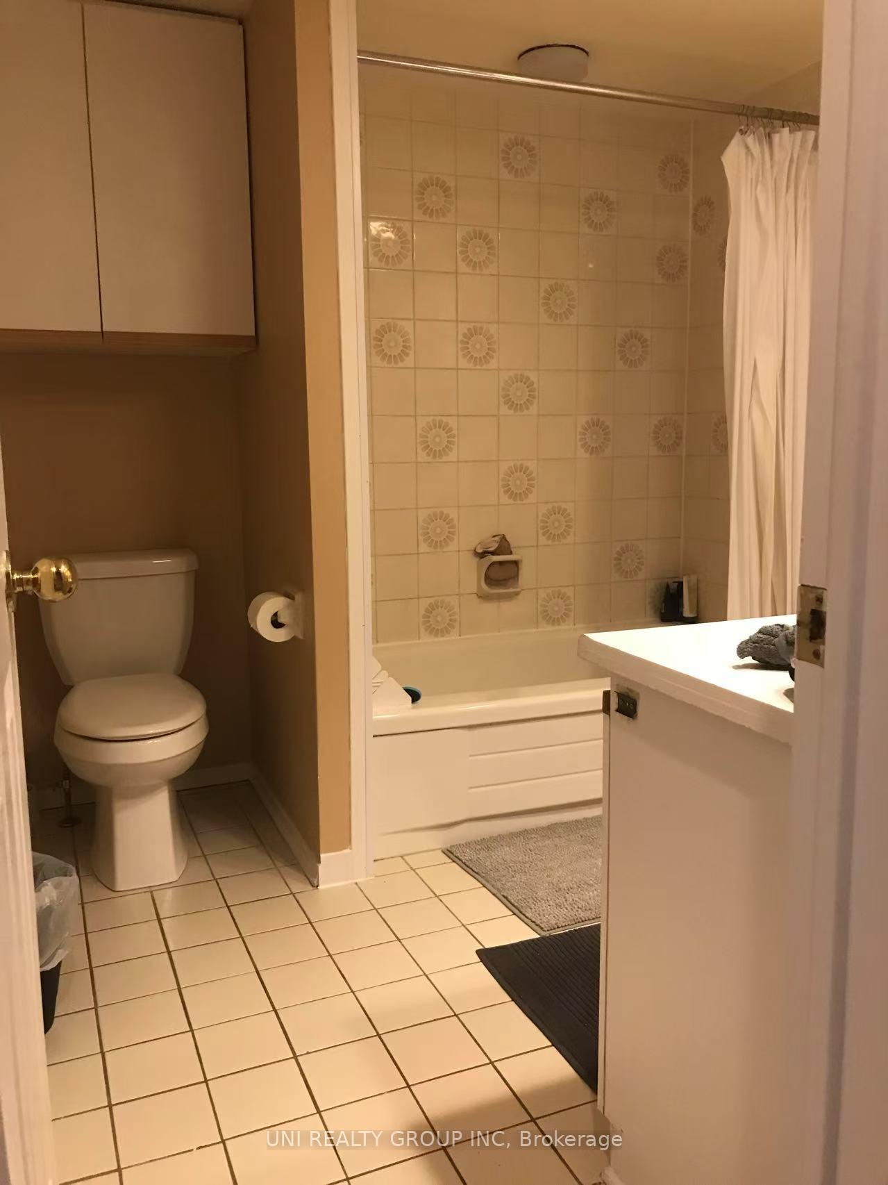 Photo 12 of 68 Greenfield Avenue, Ottawa, Ottawa East — HOMEH