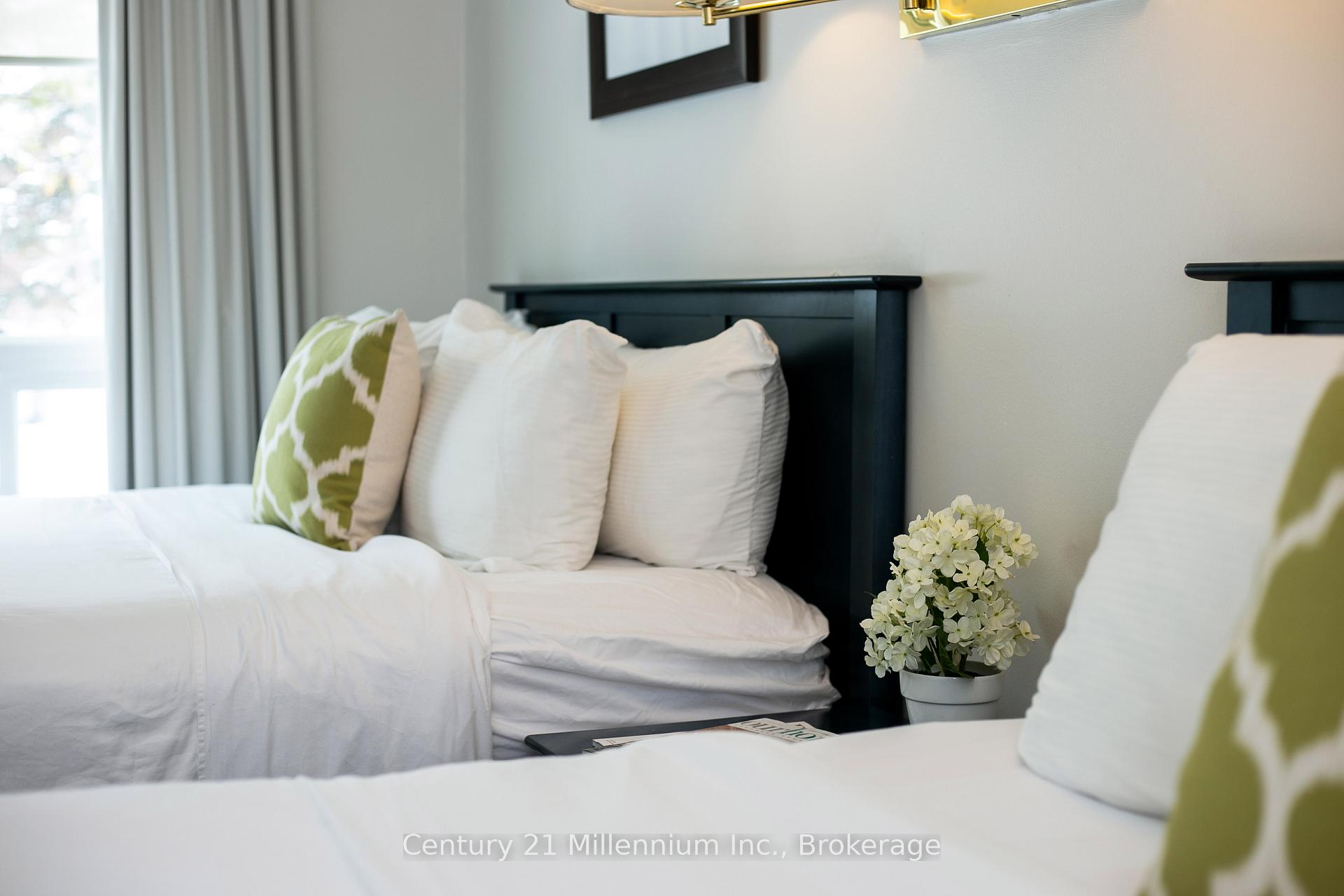 Photo 23 of Unit 19, 152 Fairway Crescent, Collingwood — HOMEH