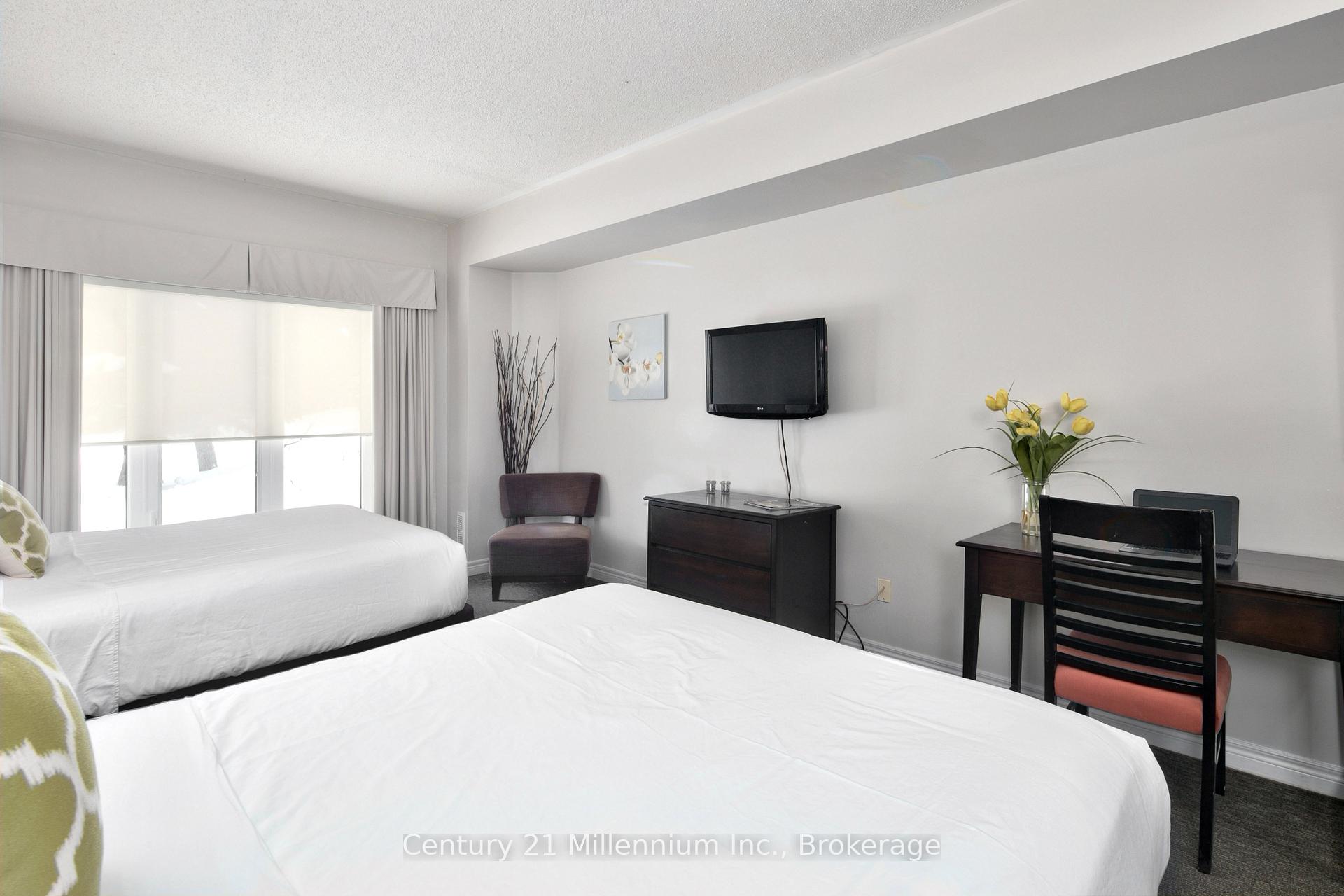 Photo 28 of Unit 19, 152 Fairway Crescent, Collingwood — HOMEH