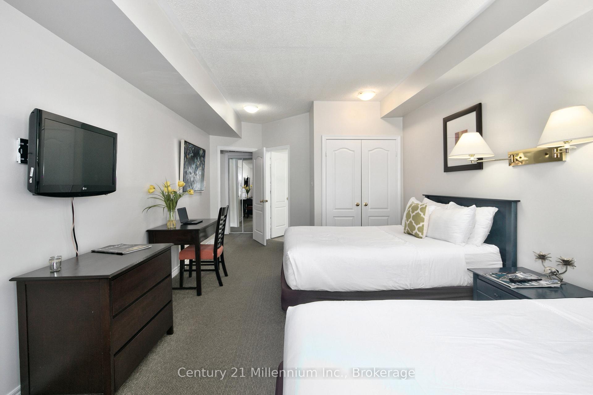 Photo 29 of Unit 19, 152 Fairway Crescent, Collingwood — HOMEH