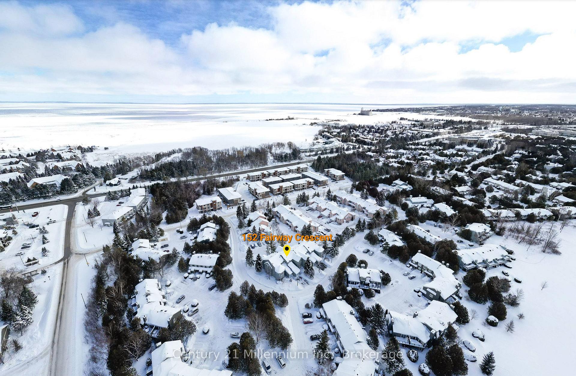 Photo 45 of Unit 19, 152 Fairway Crescent, Collingwood — HOMEH