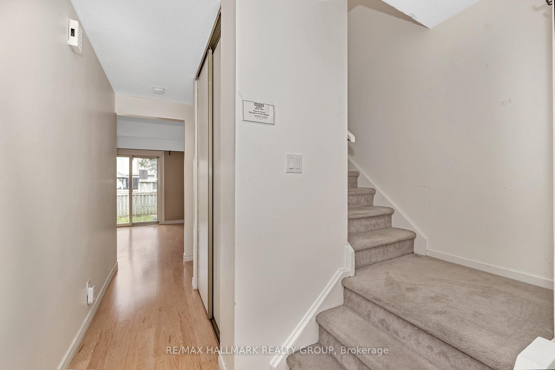 Photo 15 of 247 Pickford Drive, Ottawa, Kanata - Katimavik — HOMEH