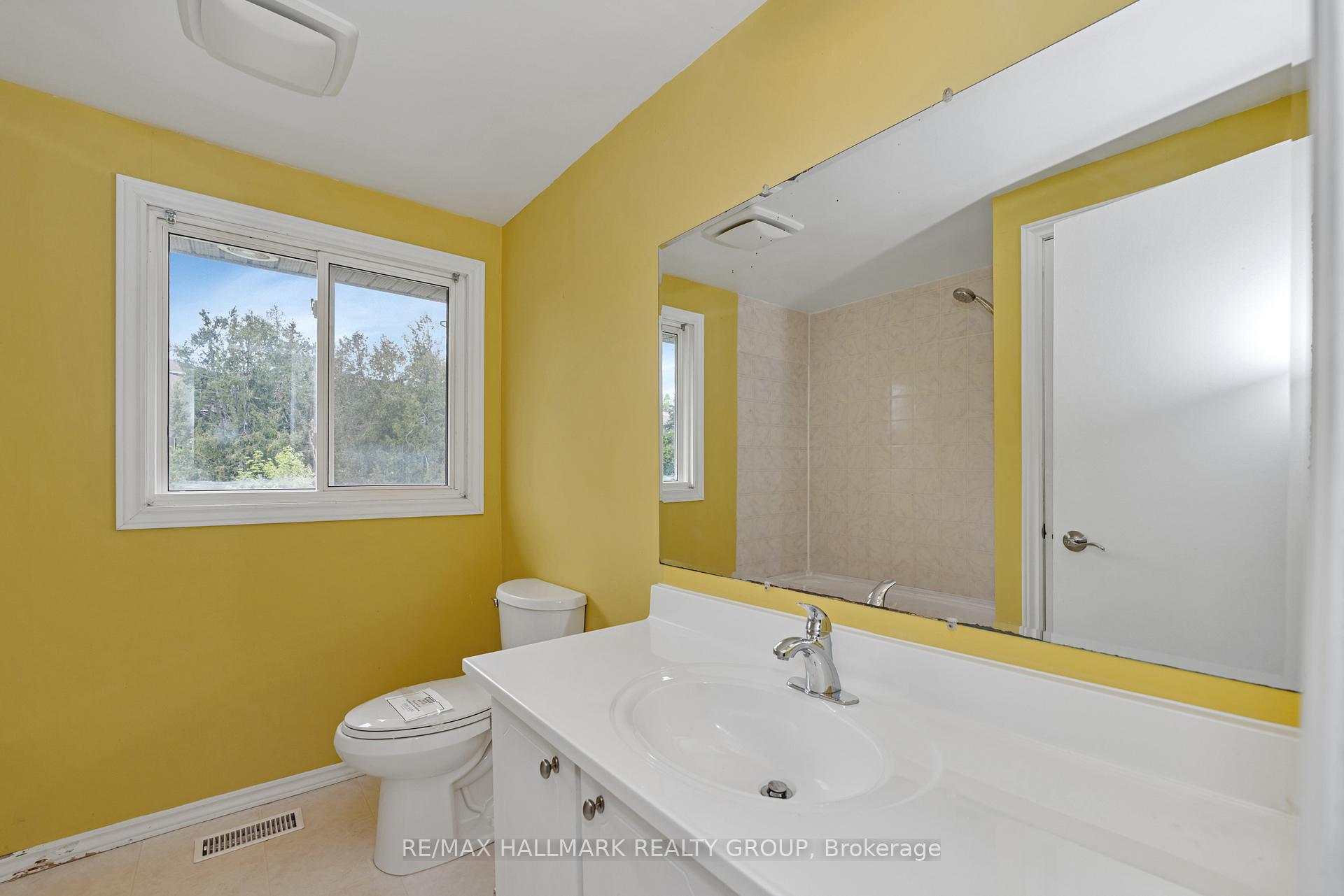 Photo 20 of 247 Pickford Drive, Ottawa, Kanata - Katimavik — HOMEH