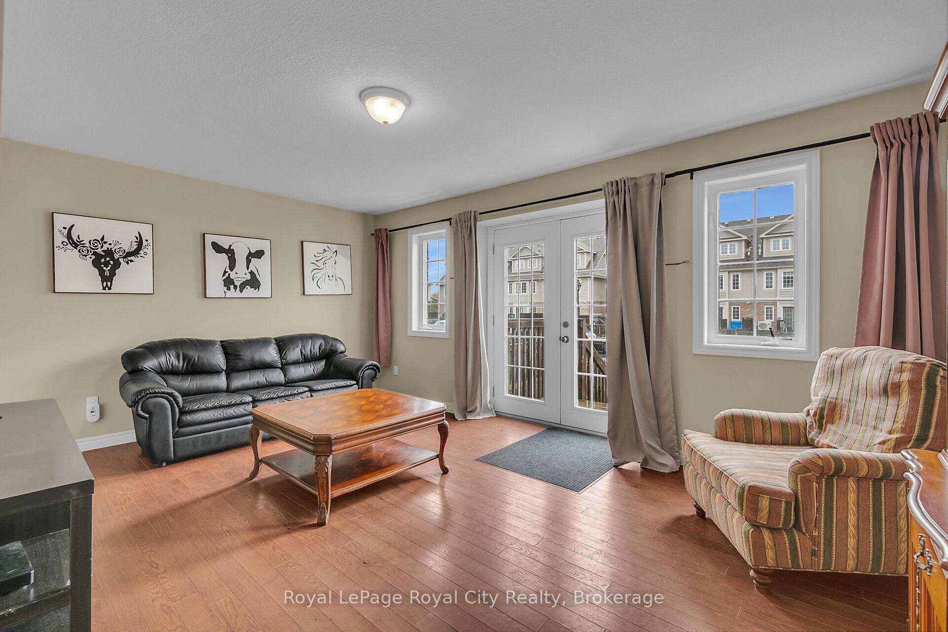 Photo 10 of Unit A, 616 Woodlawn Road, Guelph, Victoria North — HOMEH