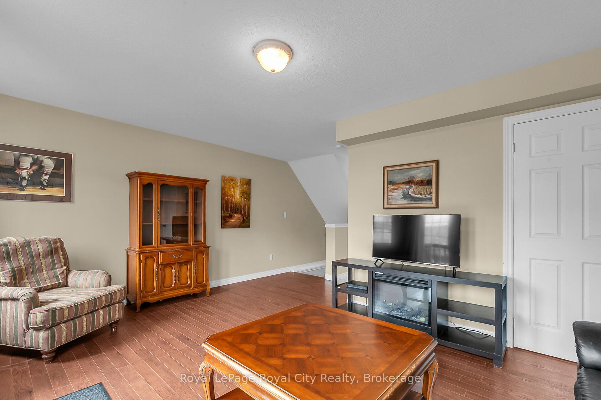 Photo 12 of Unit A, 616 Woodlawn Road, Guelph, Victoria North — HOMEH