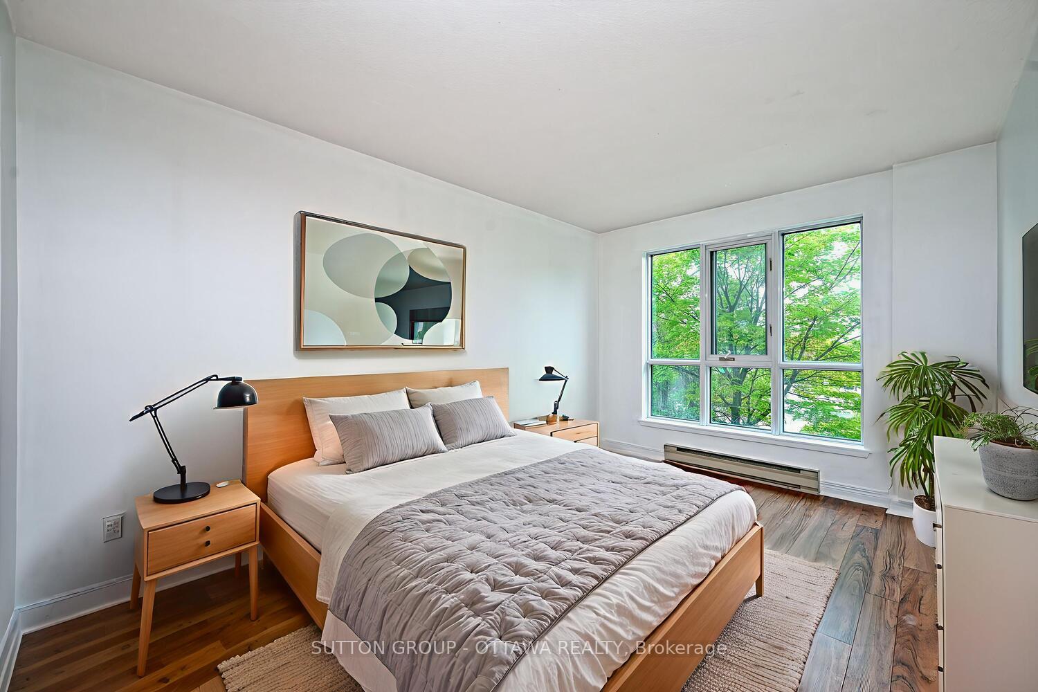 Photo 7 of Unit 202, 550 Cambridge Street S, Ottawa, West Centre Town — HOMEH