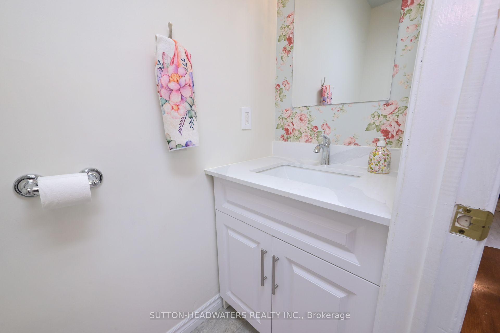 Photo 5 of 29 Parkette Drive, New Tecumseth, Alliston — HOMEH