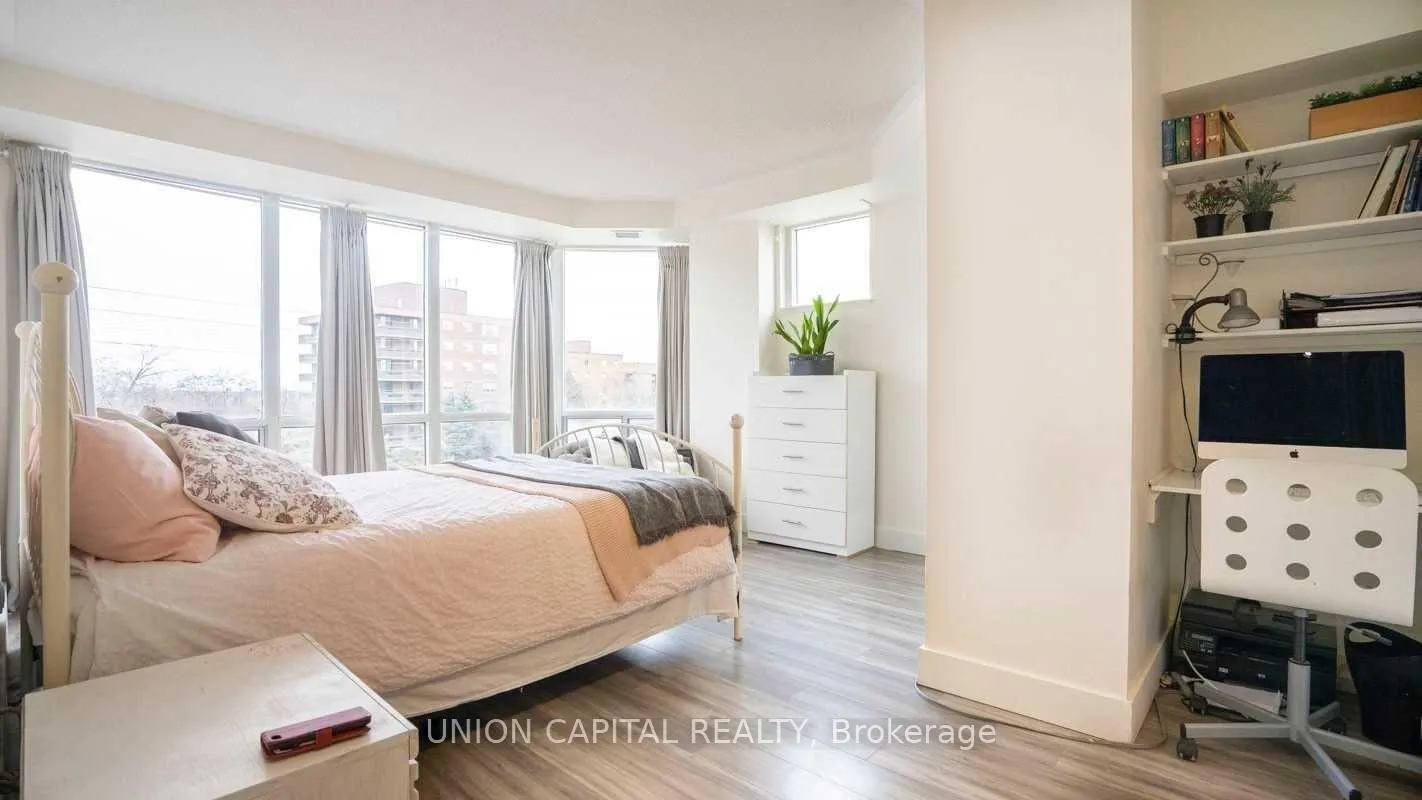 Photo 8 of Unit 313, 7398 Yonge Street, Vaughan, Crestwood-Springfarm-Yorkhill — HOMEH