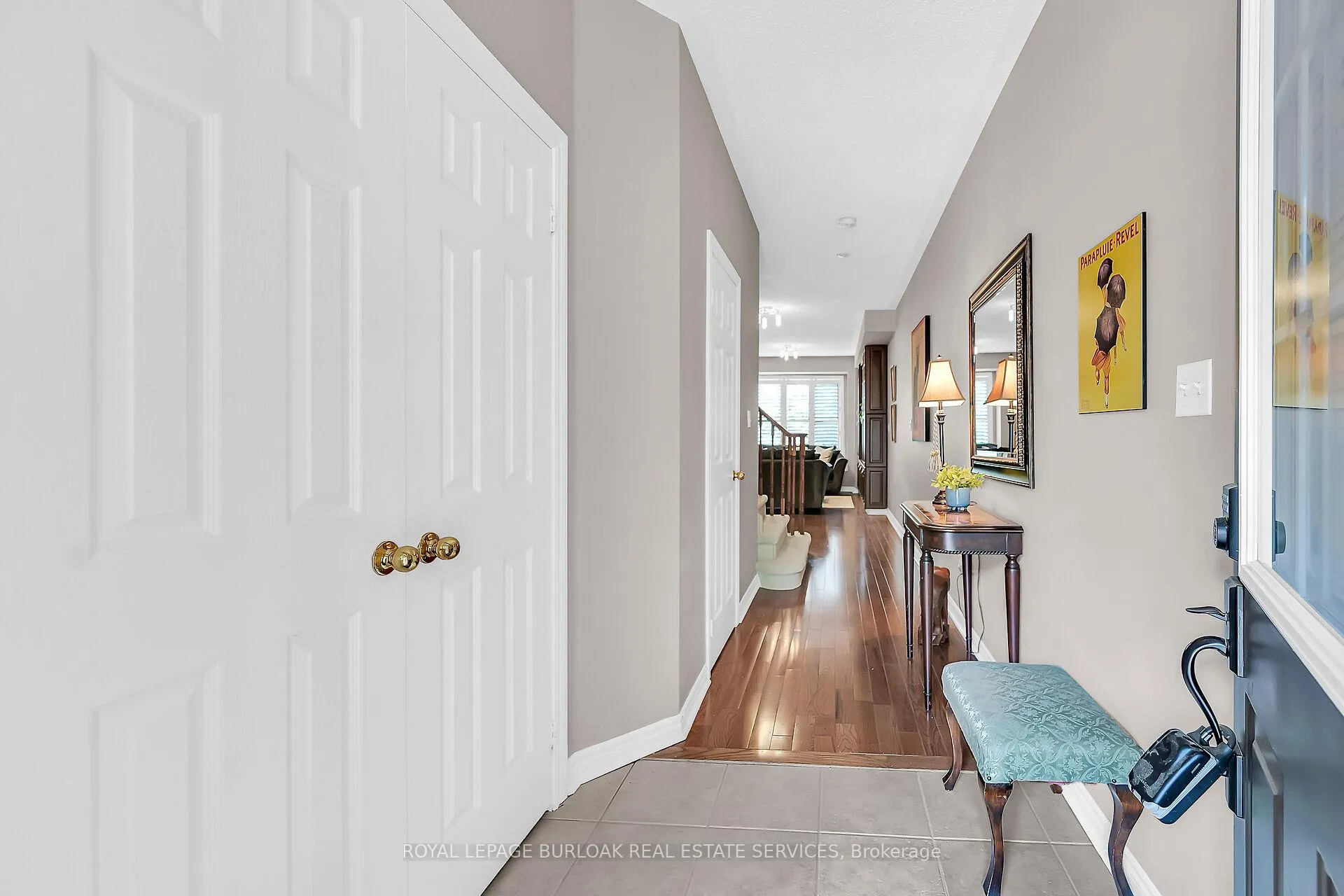Front of Unit 41, 300 Ravineview Way