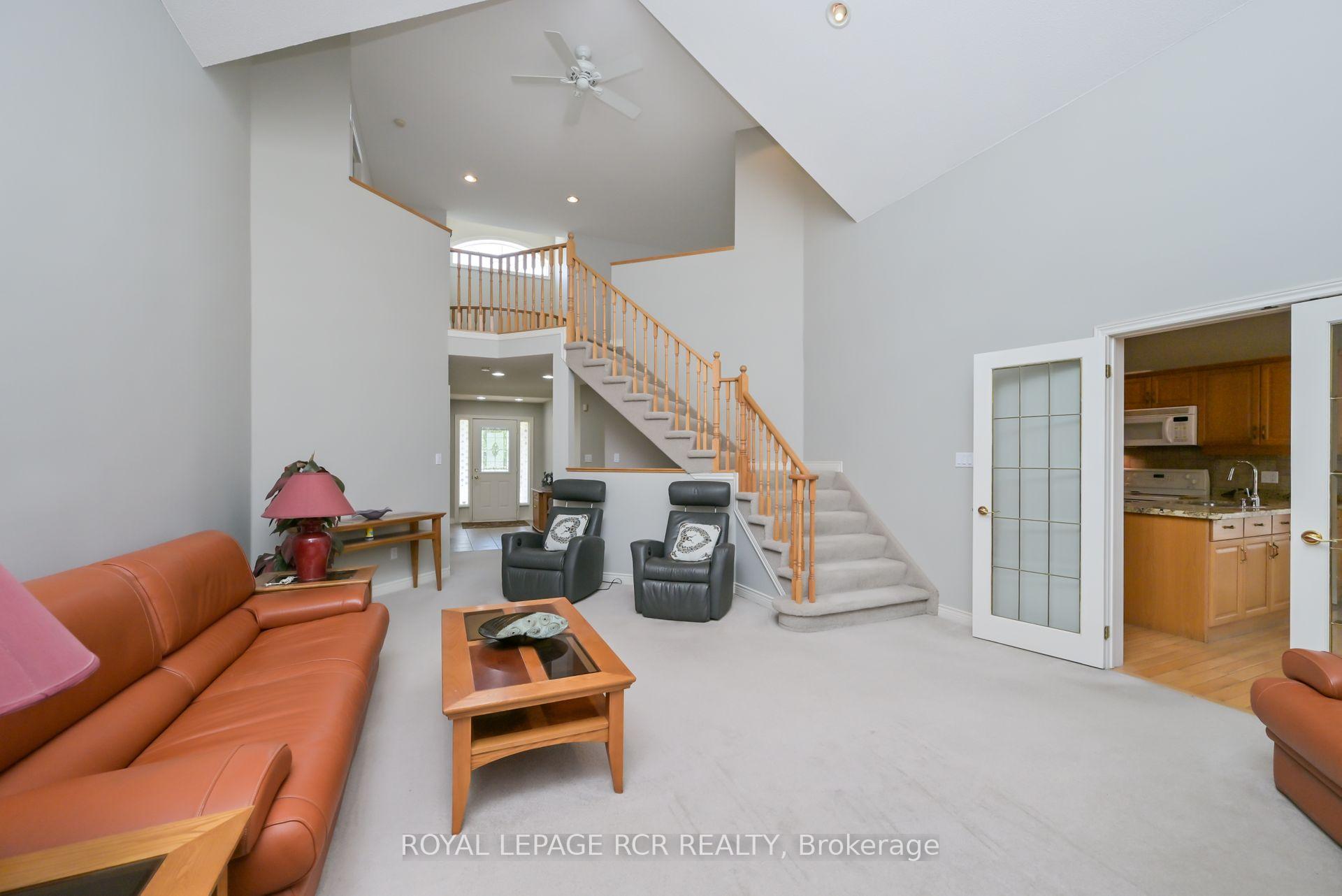 Photo 11 of 10 Forest Link, New Tecumseth, Alliston — HOMEH