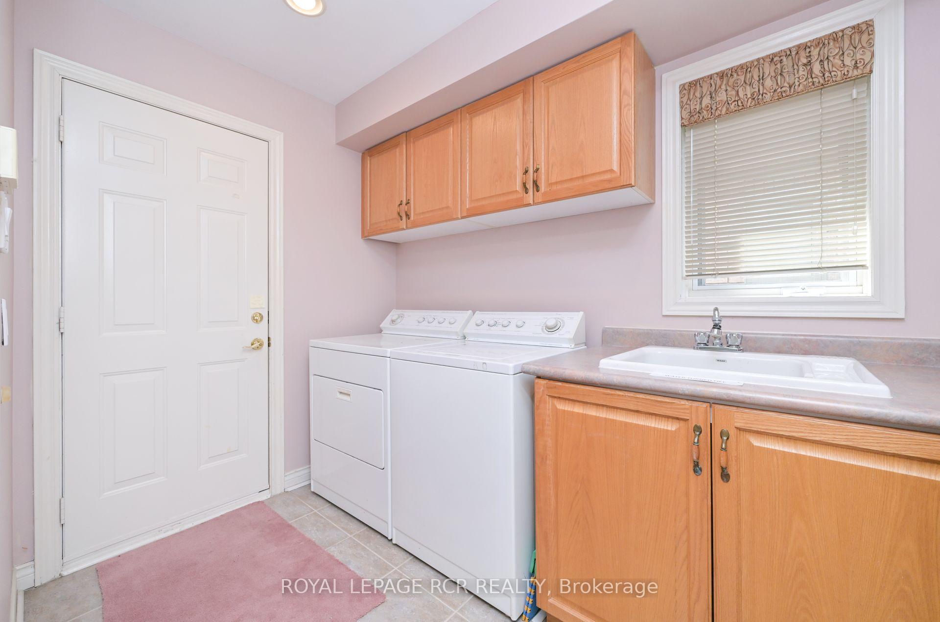 Photo 14 of 10 Forest Link, New Tecumseth, Alliston — HOMEH