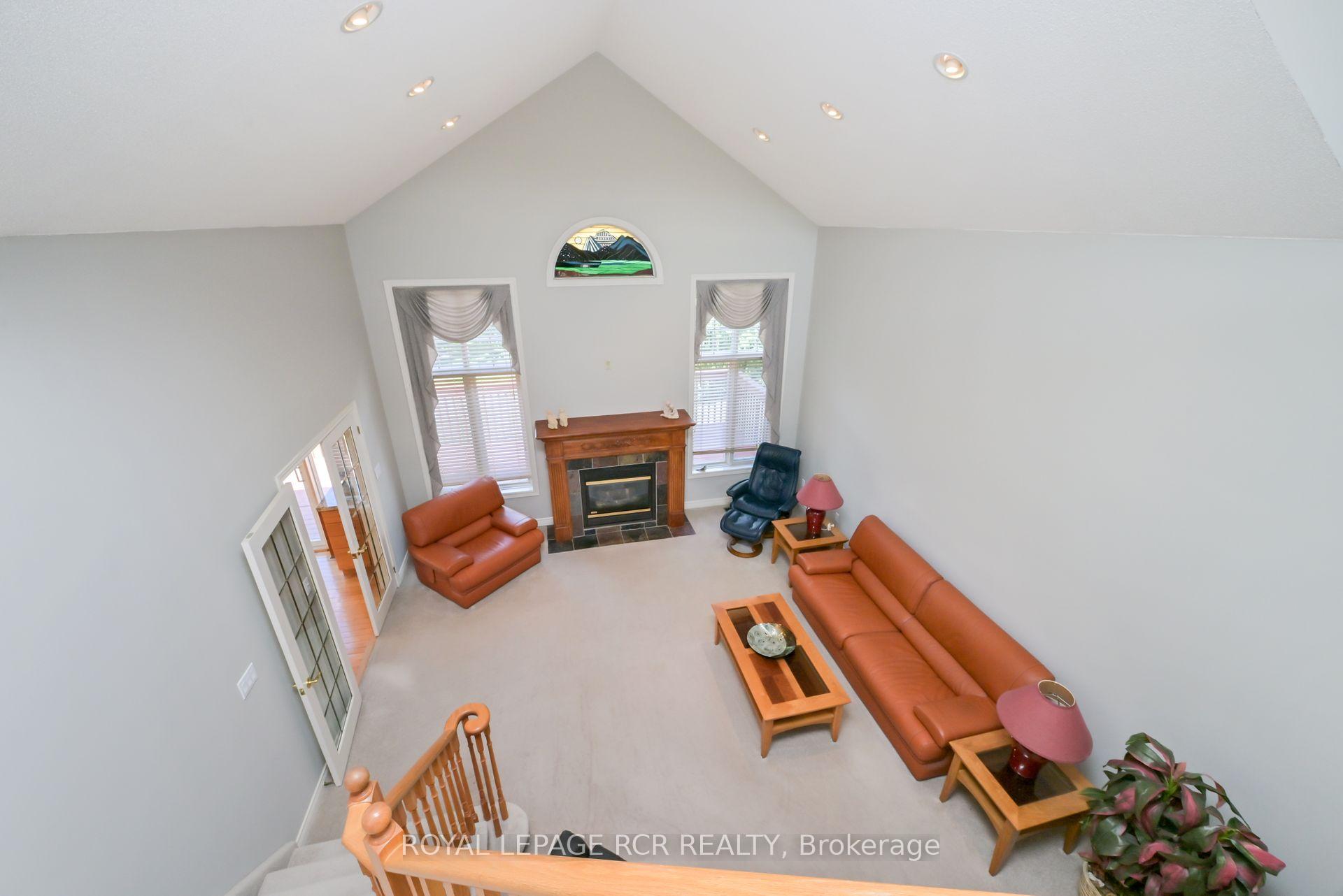 Photo 22 of 10 Forest Link, New Tecumseth, Alliston — HOMEH