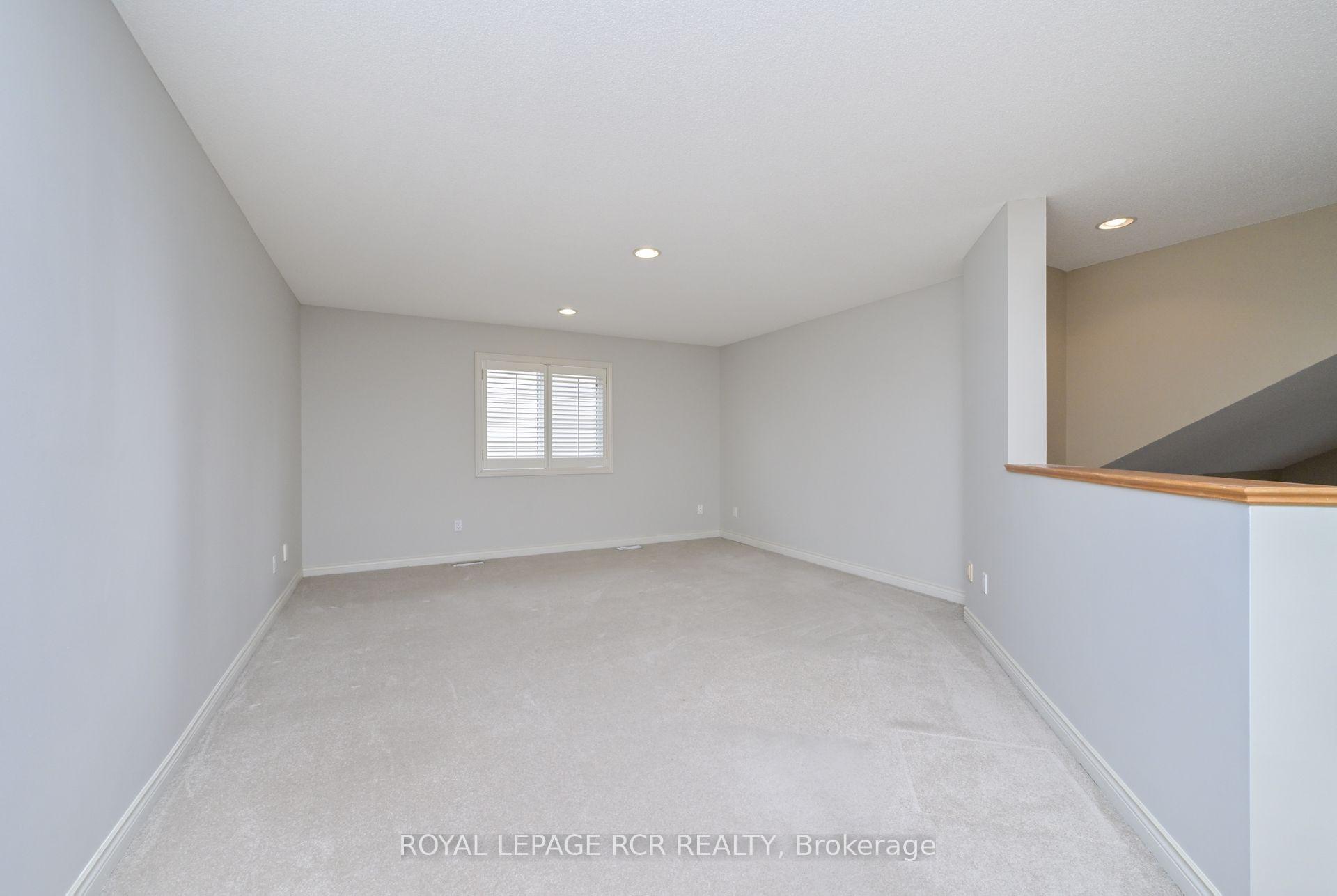 Photo 24 of 10 Forest Link, New Tecumseth, Alliston — HOMEH