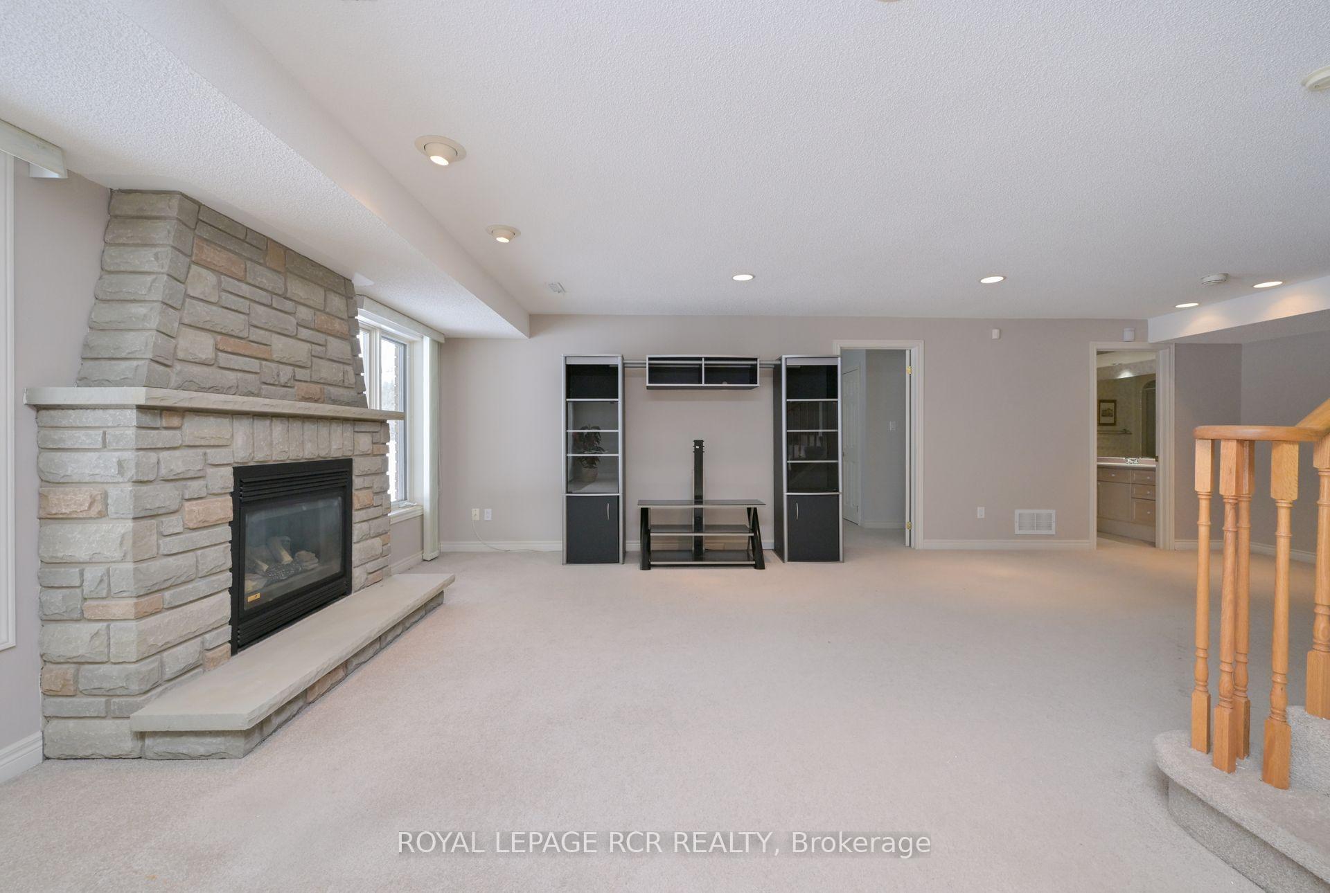Photo 32 of 10 Forest Link, New Tecumseth, Alliston — HOMEH